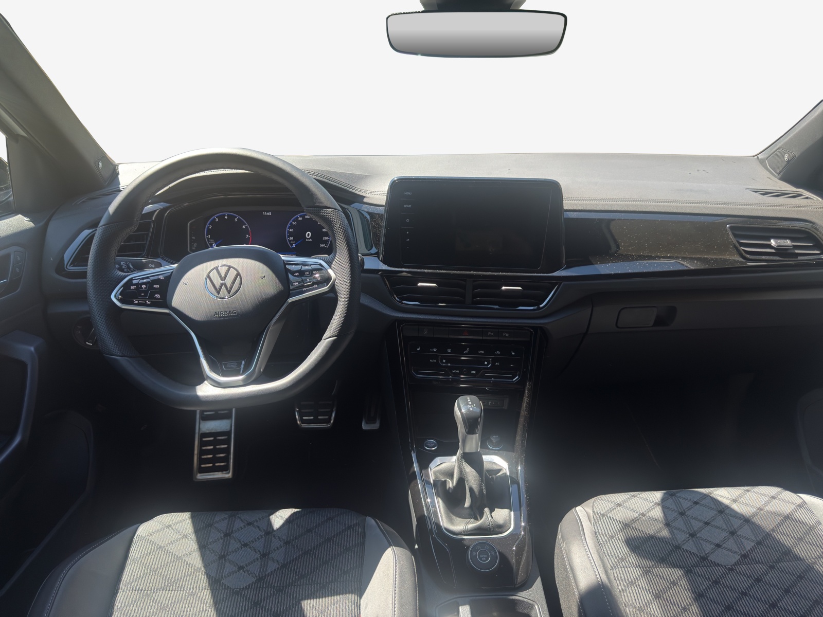 VW T-Roc 2.0 TSI R-Line DSG 4Motion-image-8
