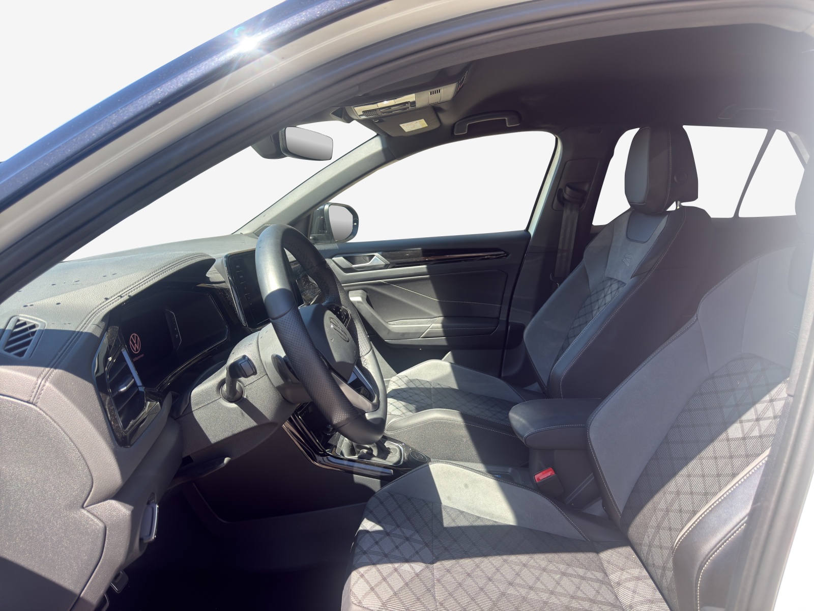 VW T-Roc 2.0 TSI R-Line DSG 4Motion-image-7
