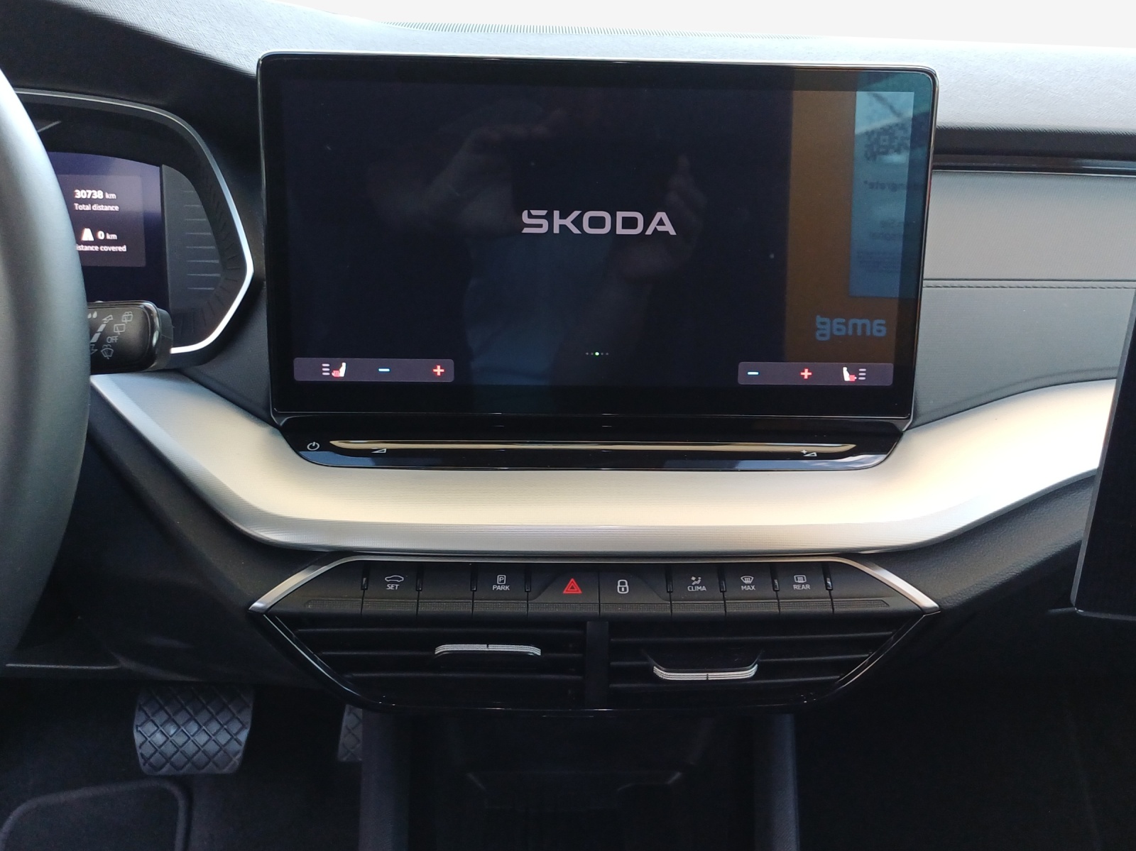 SKODA Octavia Combi 1.5 TSI mHEV DSG Dynamic-image-10