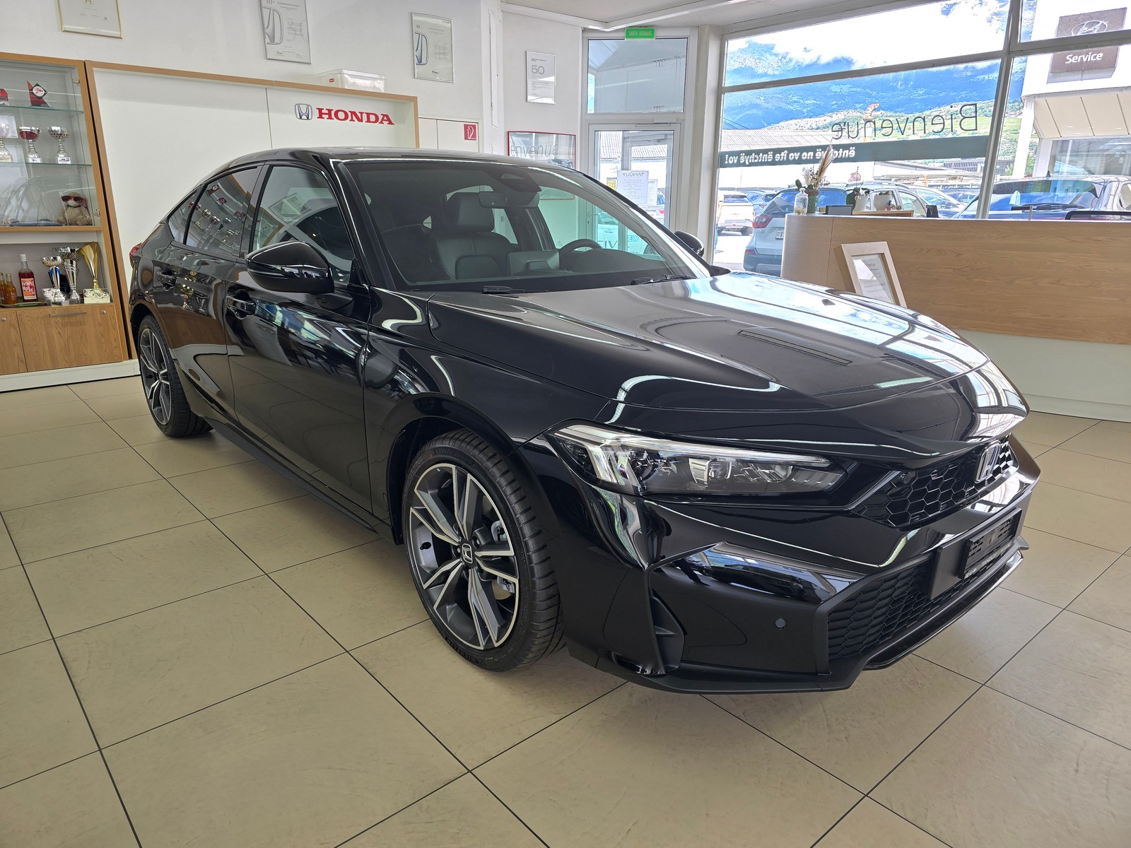 Honda Civic 2.0 i-MMD HEV Adv. — photo 1
