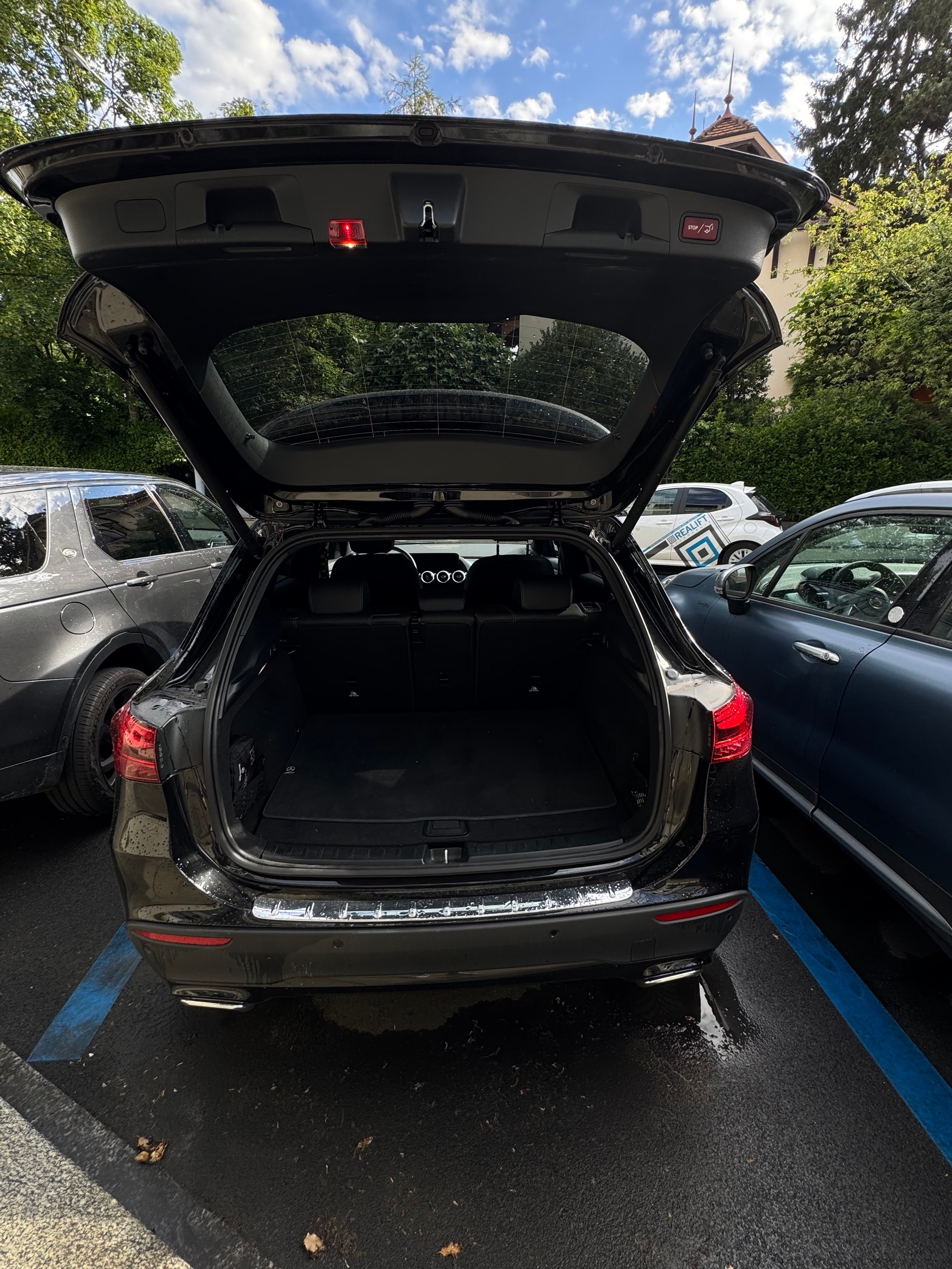 MERCEDES-BENZ GLA 200 Night Star-image-4