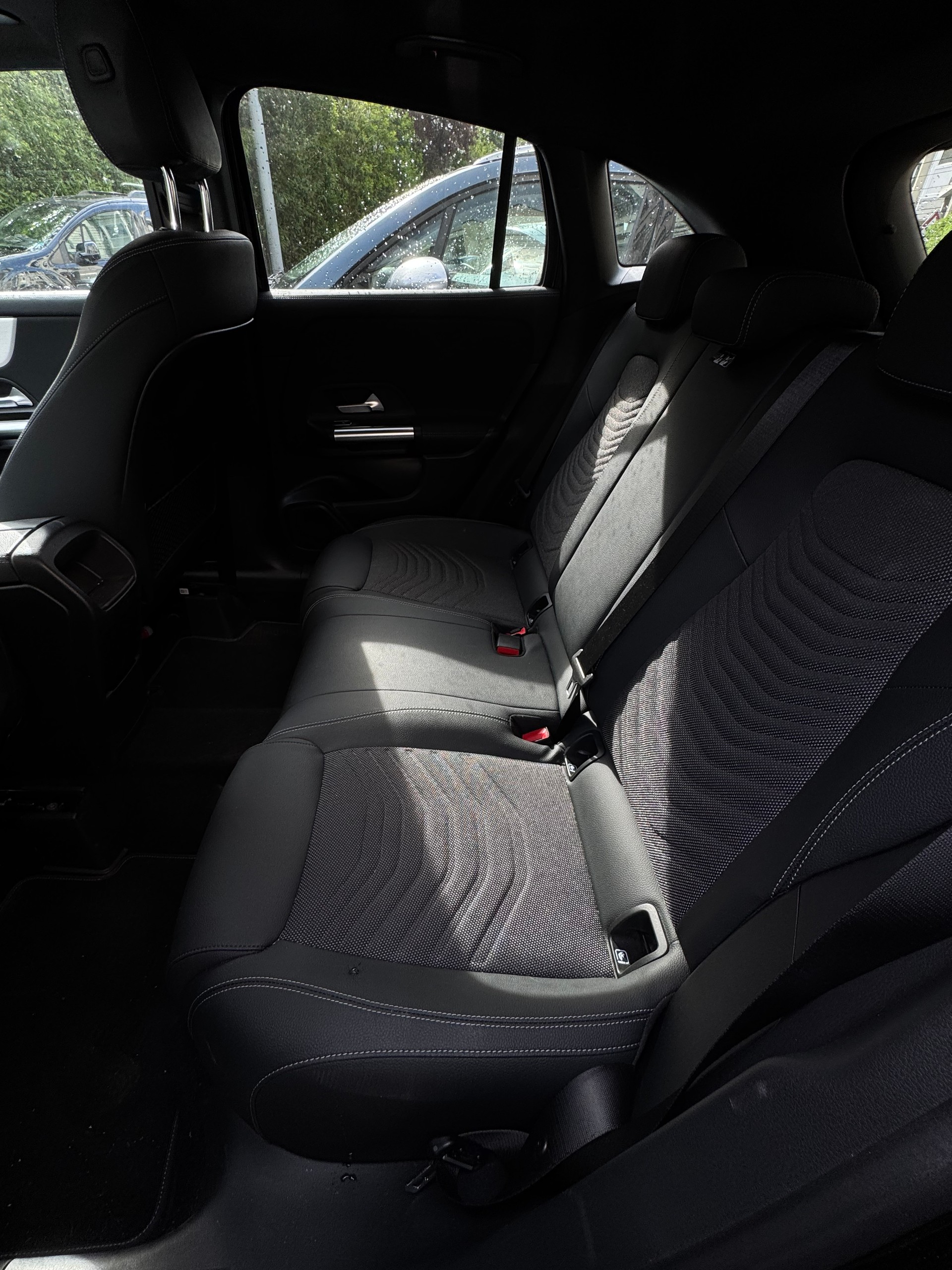 MERCEDES-BENZ GLA 200 Night Star-image-5