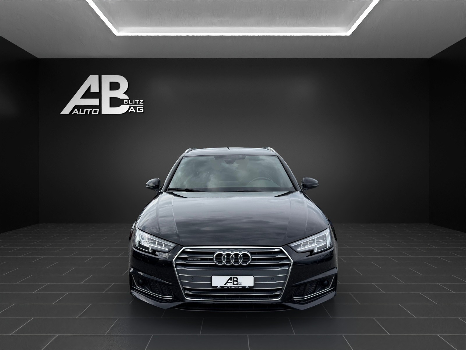 AUDI A4 Avant 2.0 TDI S-Line Sport quattro S-tronic mit 190 PS