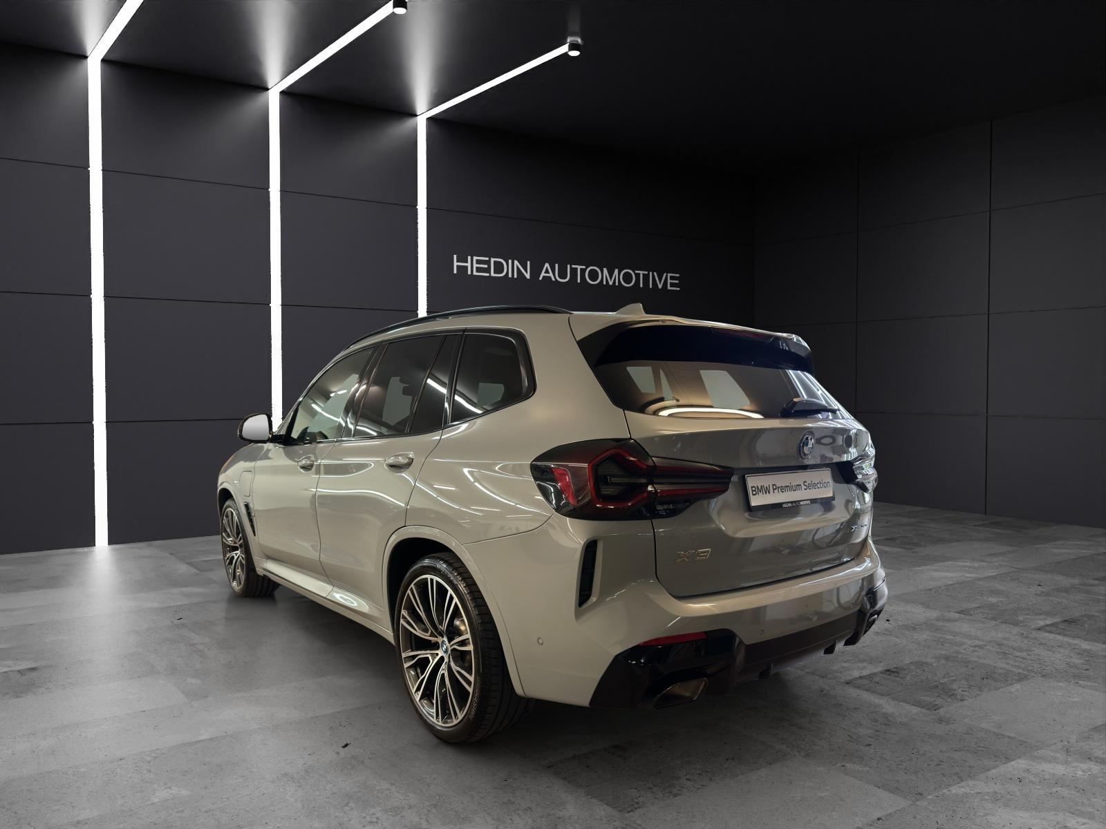 BMW X3 30e xDrive-image-2