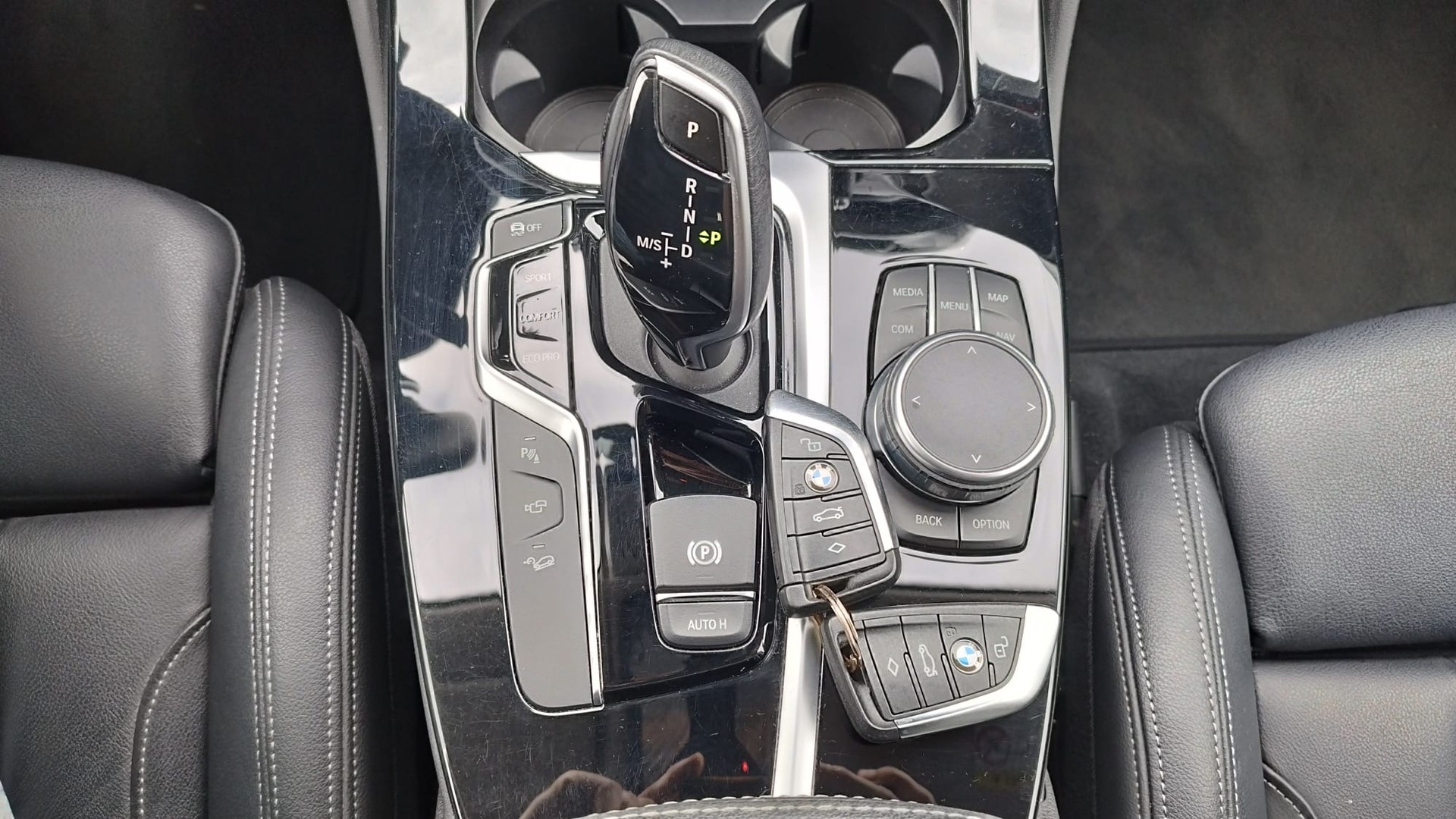 BMW X4 xDrive 48V 20d M Sport Steptronic-image-13
