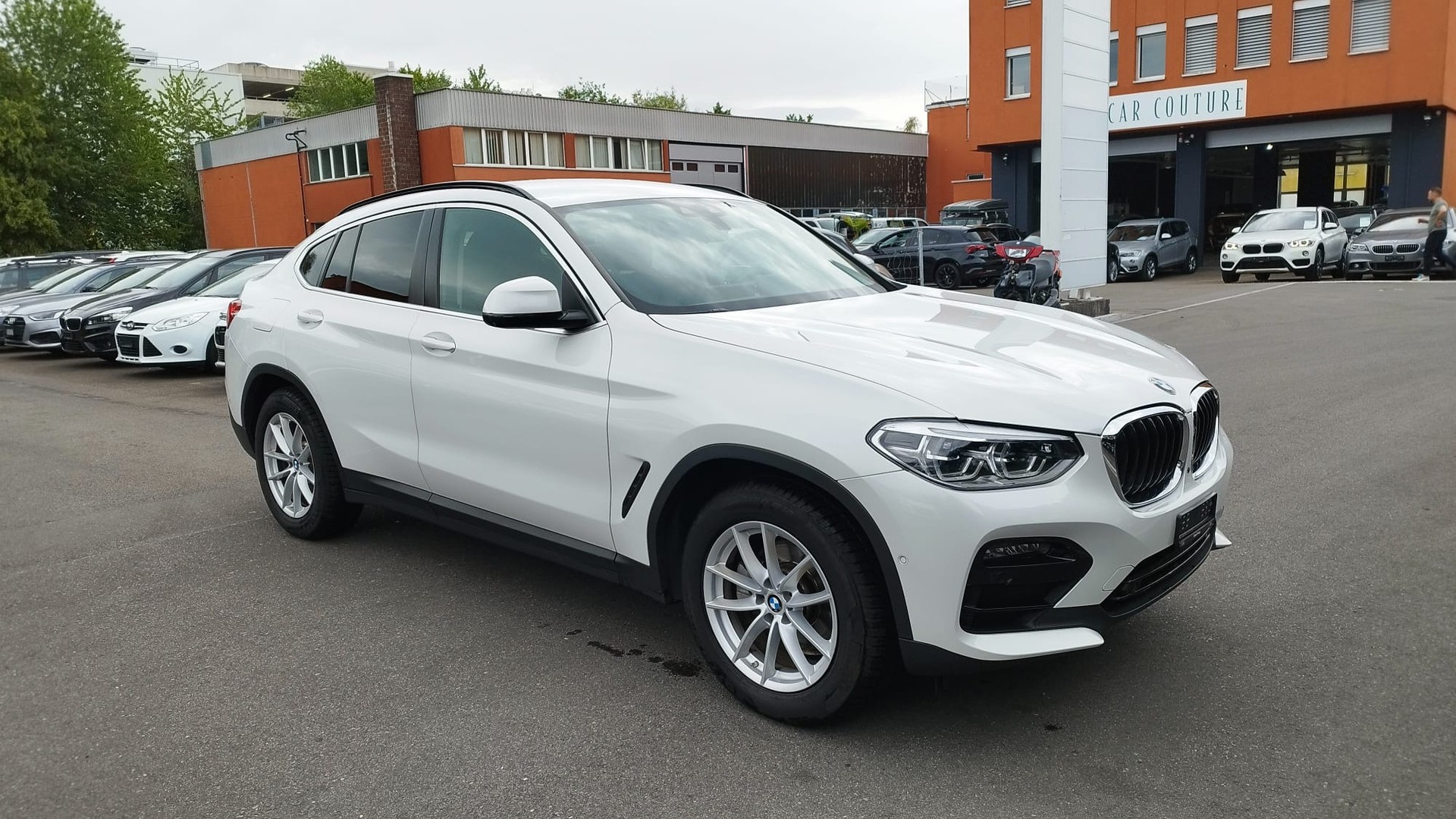 BMW X4 xDrive 48V 20d M Sport Steptronic-image-3