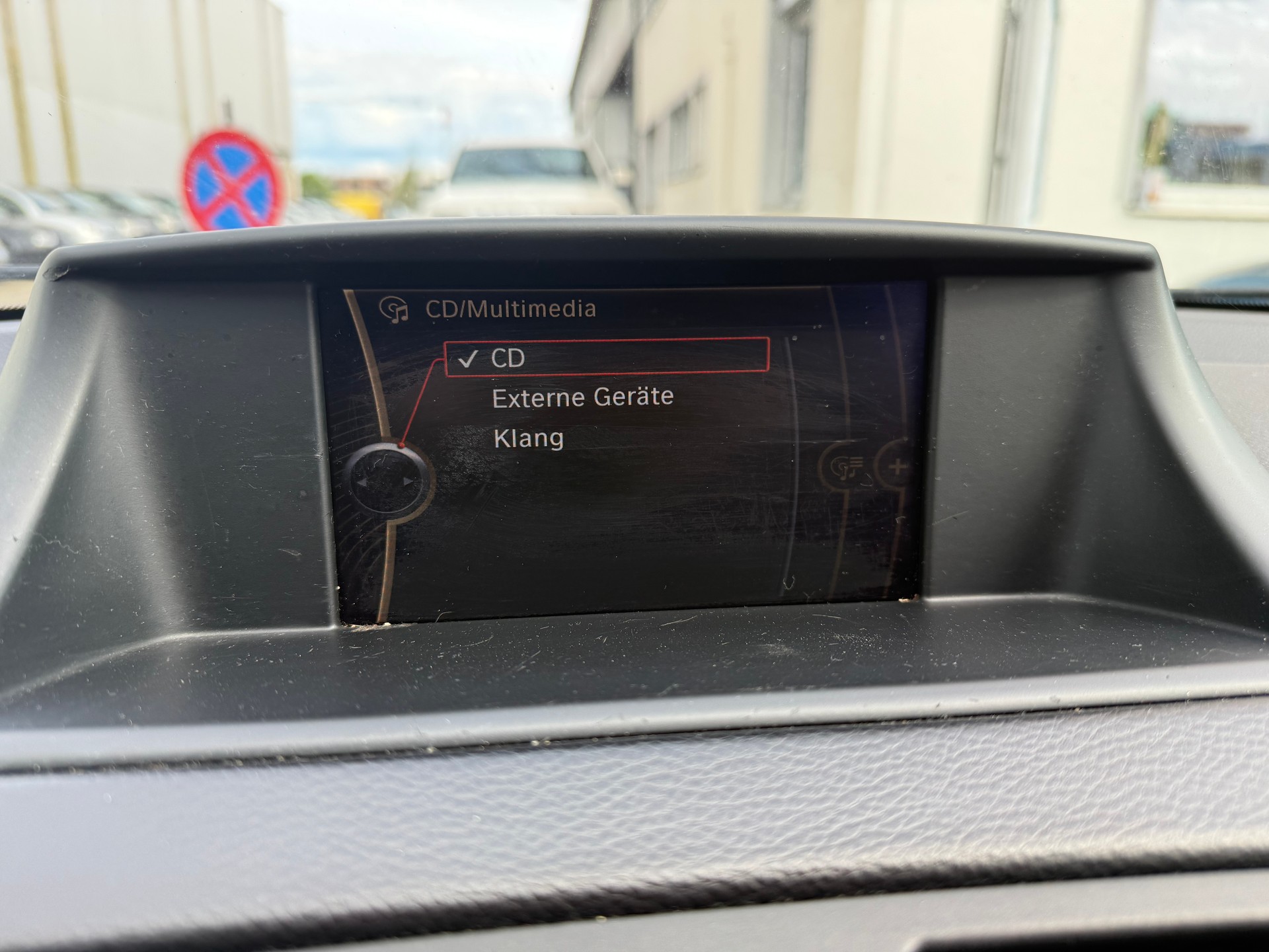 BMW 120d Dynamic Edition-image-7
