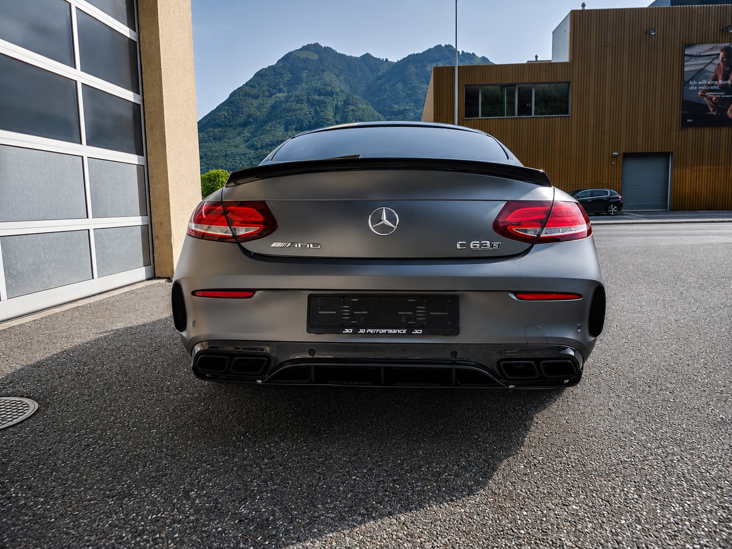 MERCEDES-BENZ C 63 S AMG Edition One-image-2