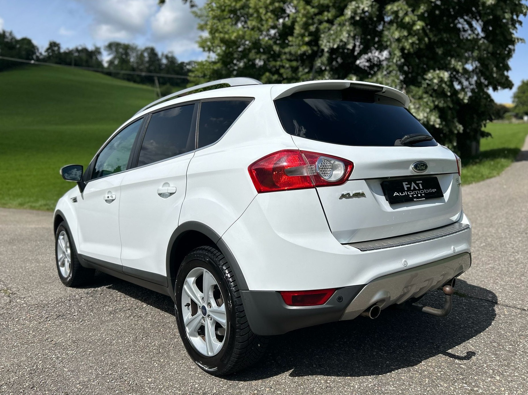 FORD Kuga 2.0 TDCi Carving 4WD-image-2