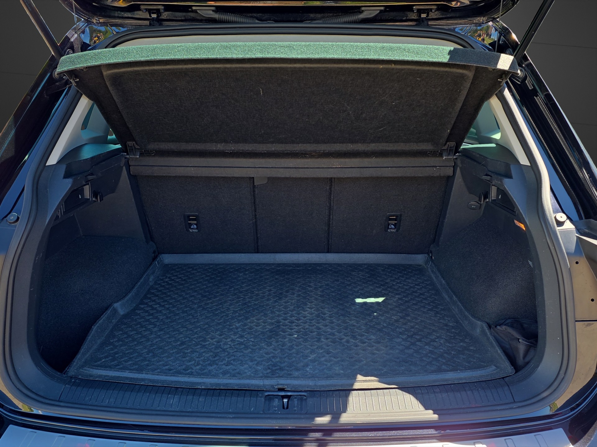 VW Tiguan 2.0 TDI SCR Highline4Motion DSG-image-9