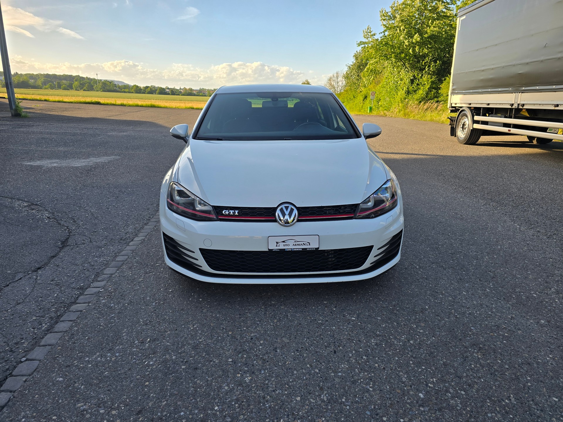 VW Golf 2.0 TSI GTI-image-0