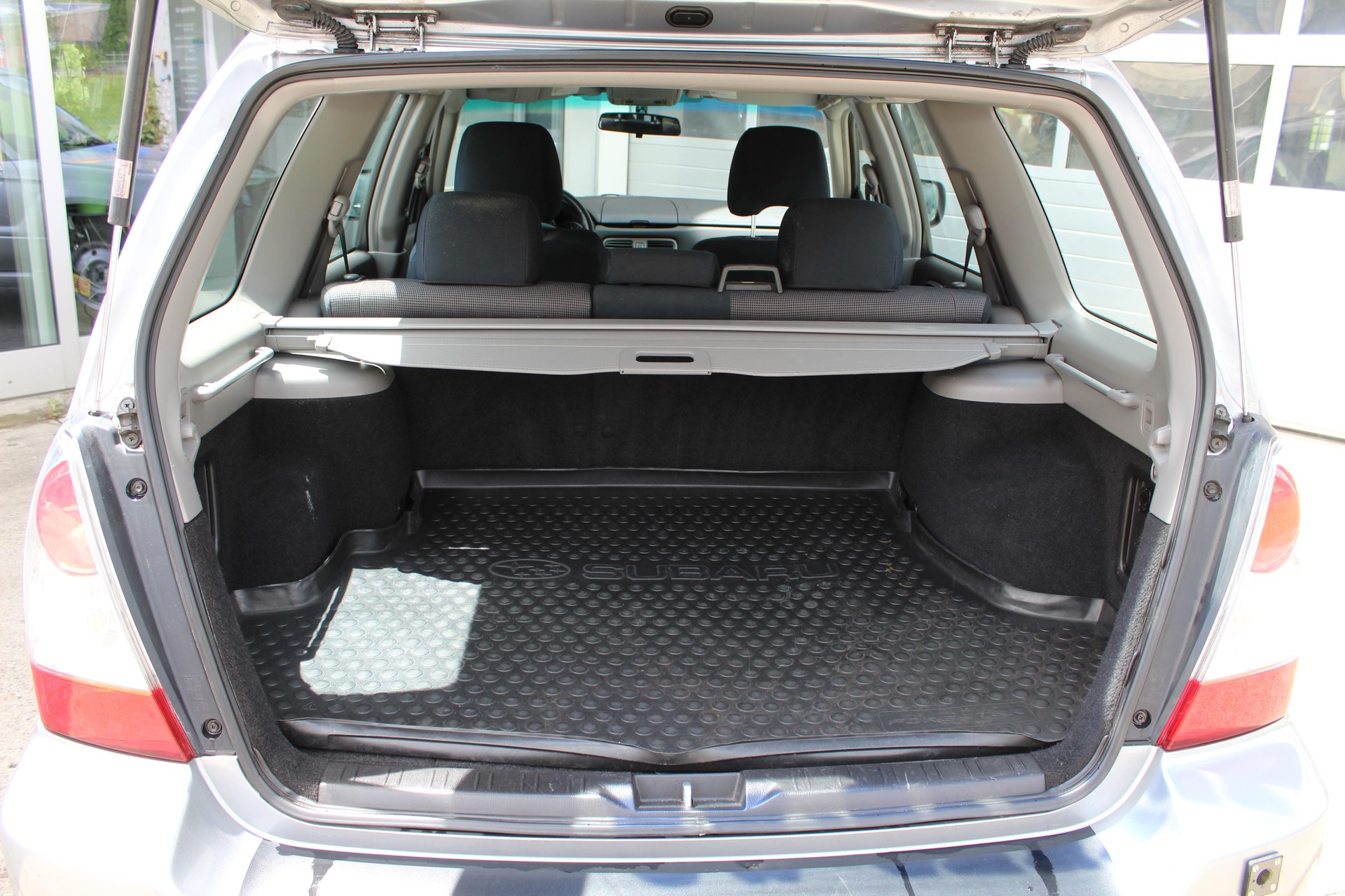 SUBARU Forester Station 2.0 X Swiss-image-6