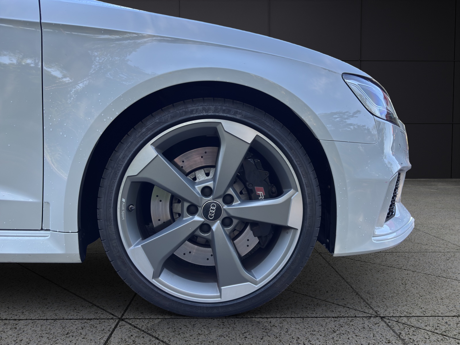 AUDI RS3 Sportback 2.5 TSI quattro S-tronic-image-7