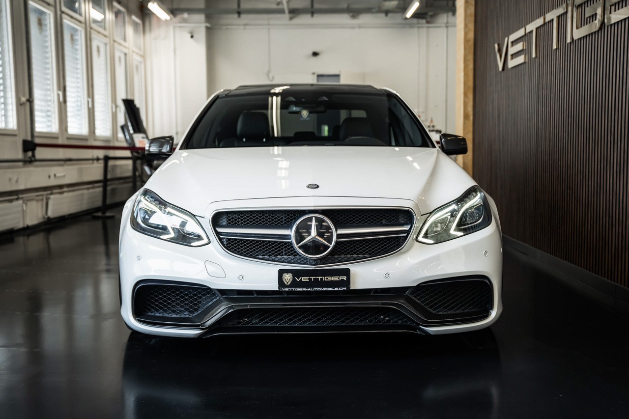 MERCEDES-BENZ E 63 AMG S 4Matic Speedshift-showroom-element-1