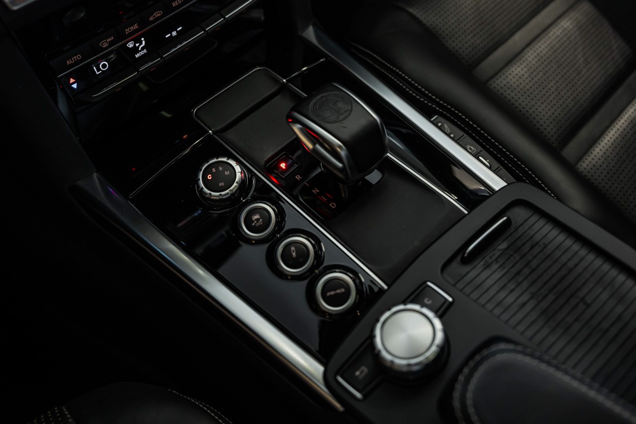 MERCEDES-BENZ E 63 AMG S 4Matic Speedshift-image-25