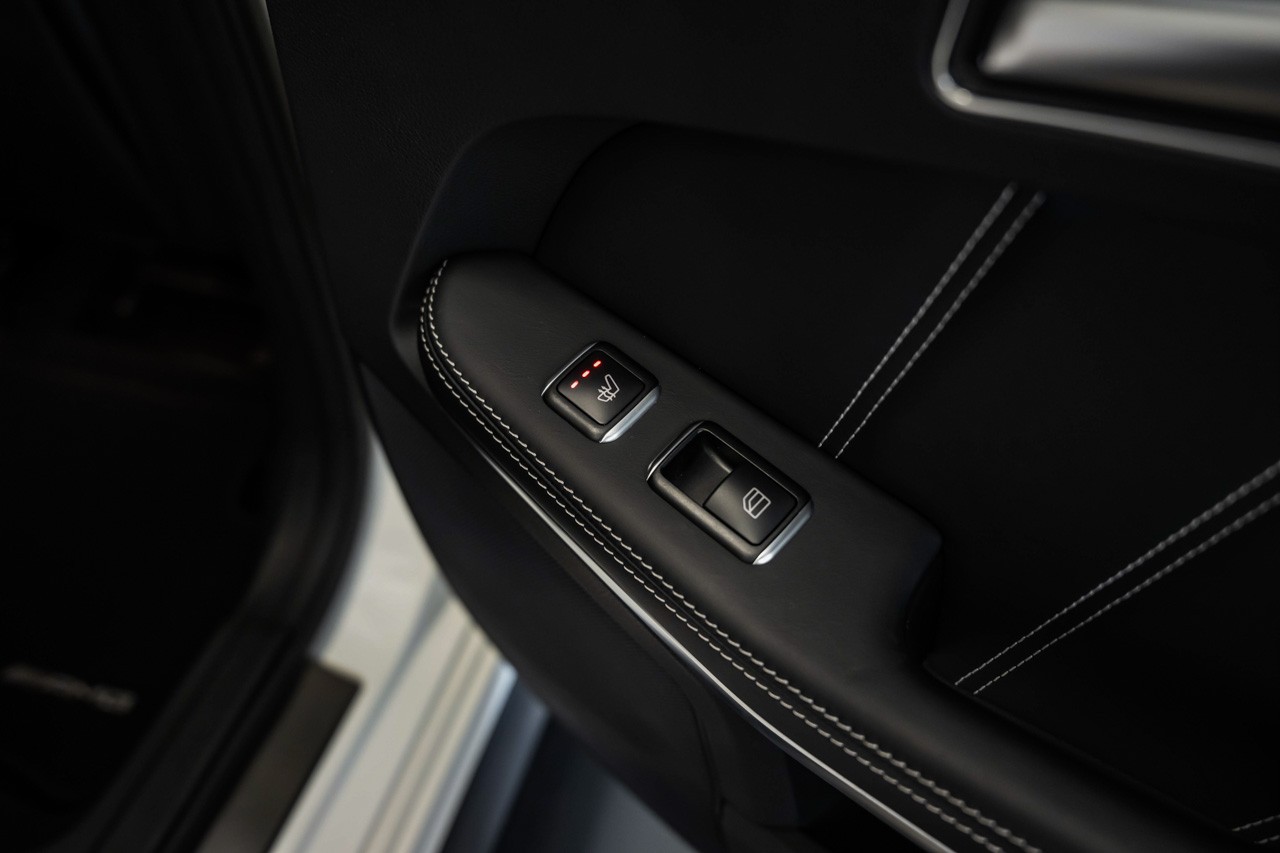MERCEDES-BENZ E 63 AMG S 4Matic Speedshift-image-30