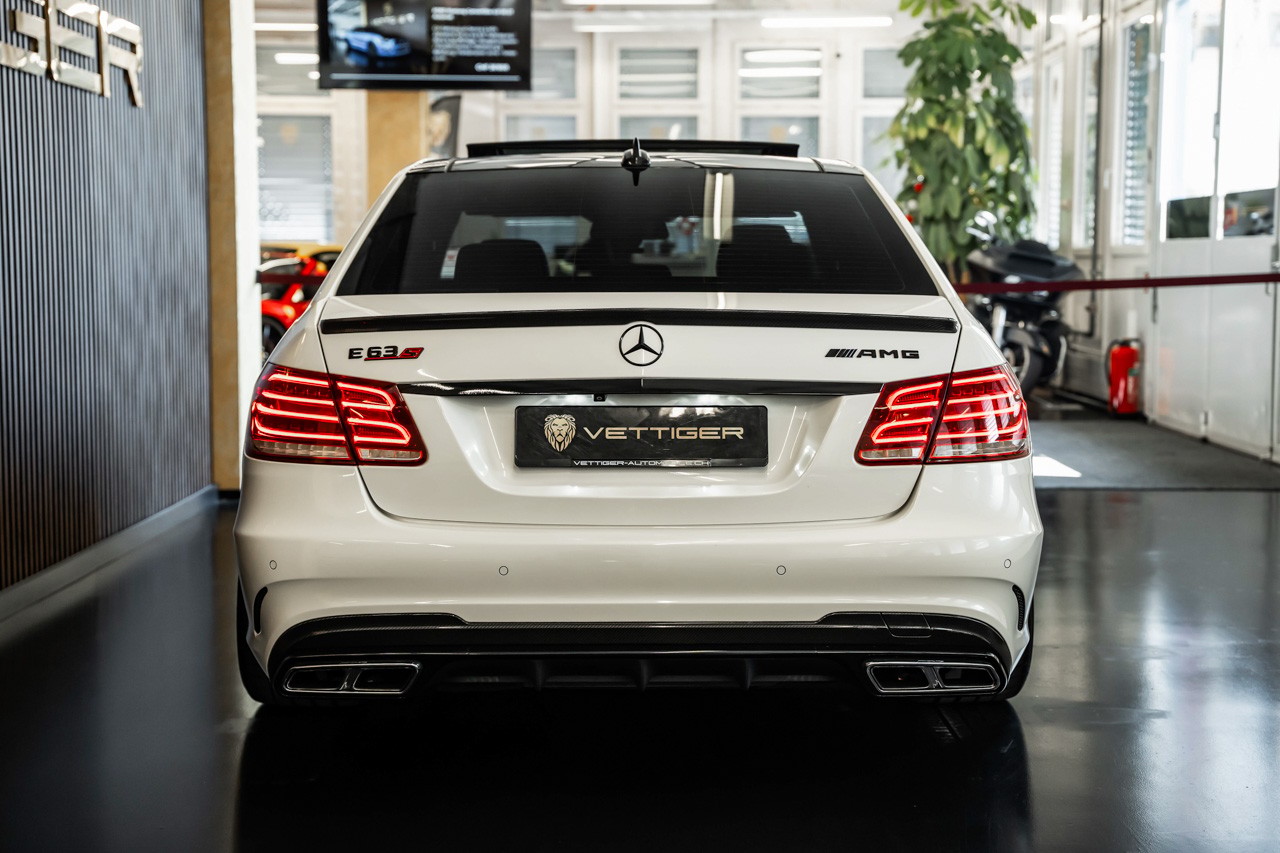 MERCEDES-BENZ E 63 AMG S 4Matic Speedshift-image-4