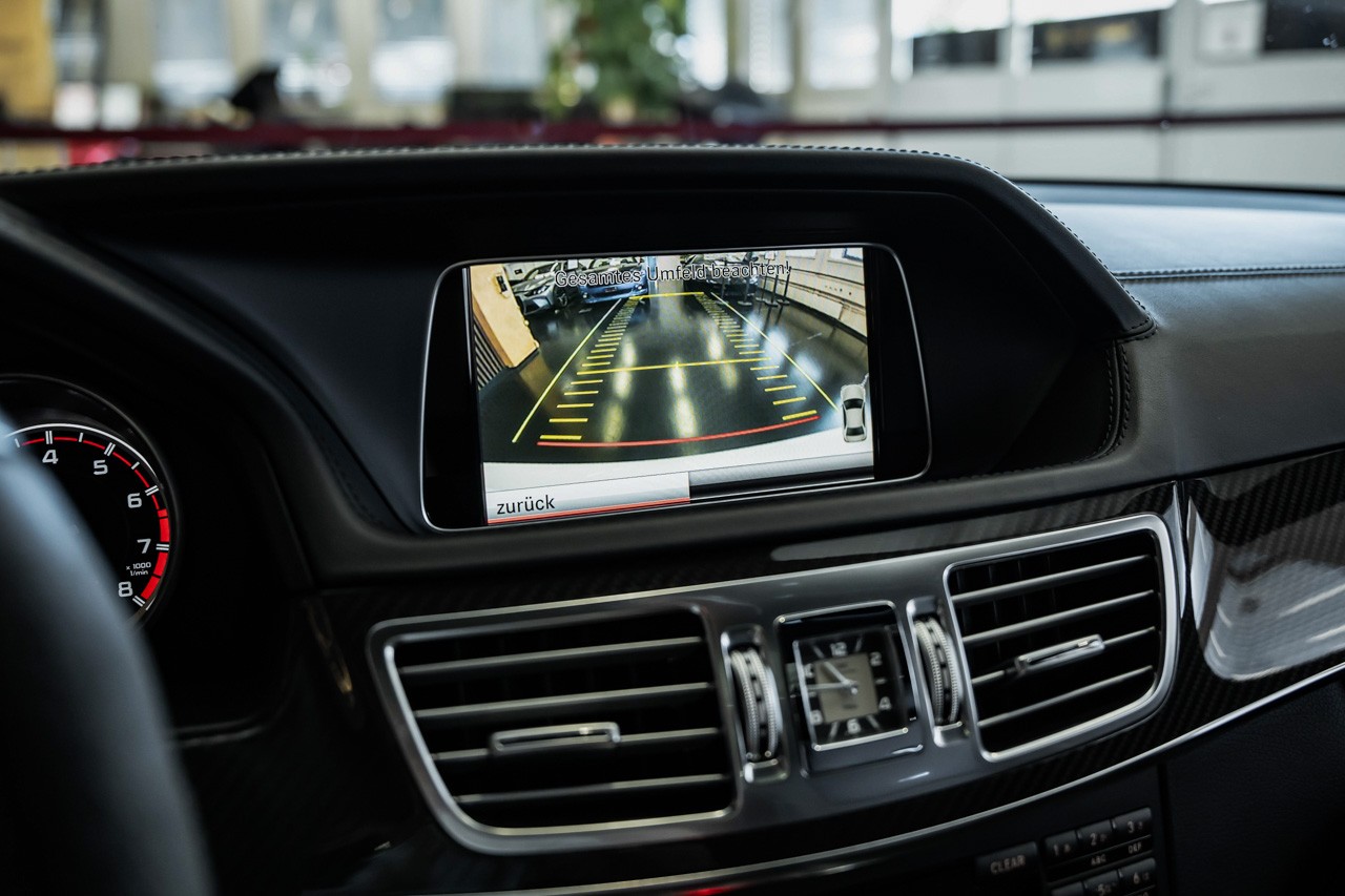 MERCEDES-BENZ E 63 AMG S 4Matic Speedshift-image-21
