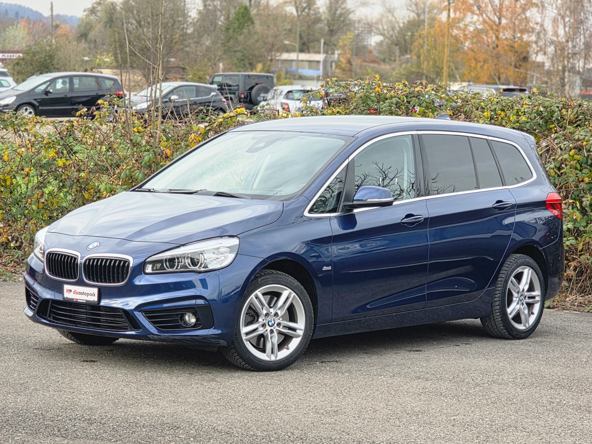 BMW 220i Gran Tourer Sport Line Steptronic *Frisch ab MFK* 7-Sitzer *-image-0