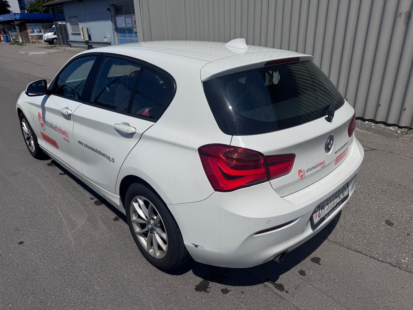 BMW 118i Steptronic-image-2