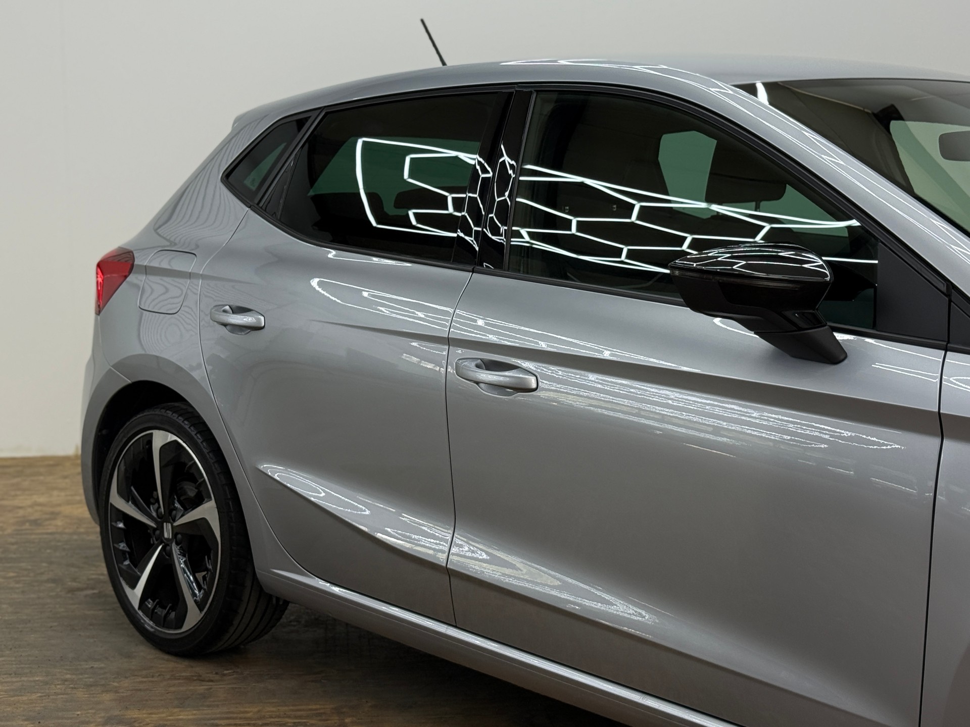SEAT Ibiza 1.0 EcoTSI Hola FR DSG-image-16