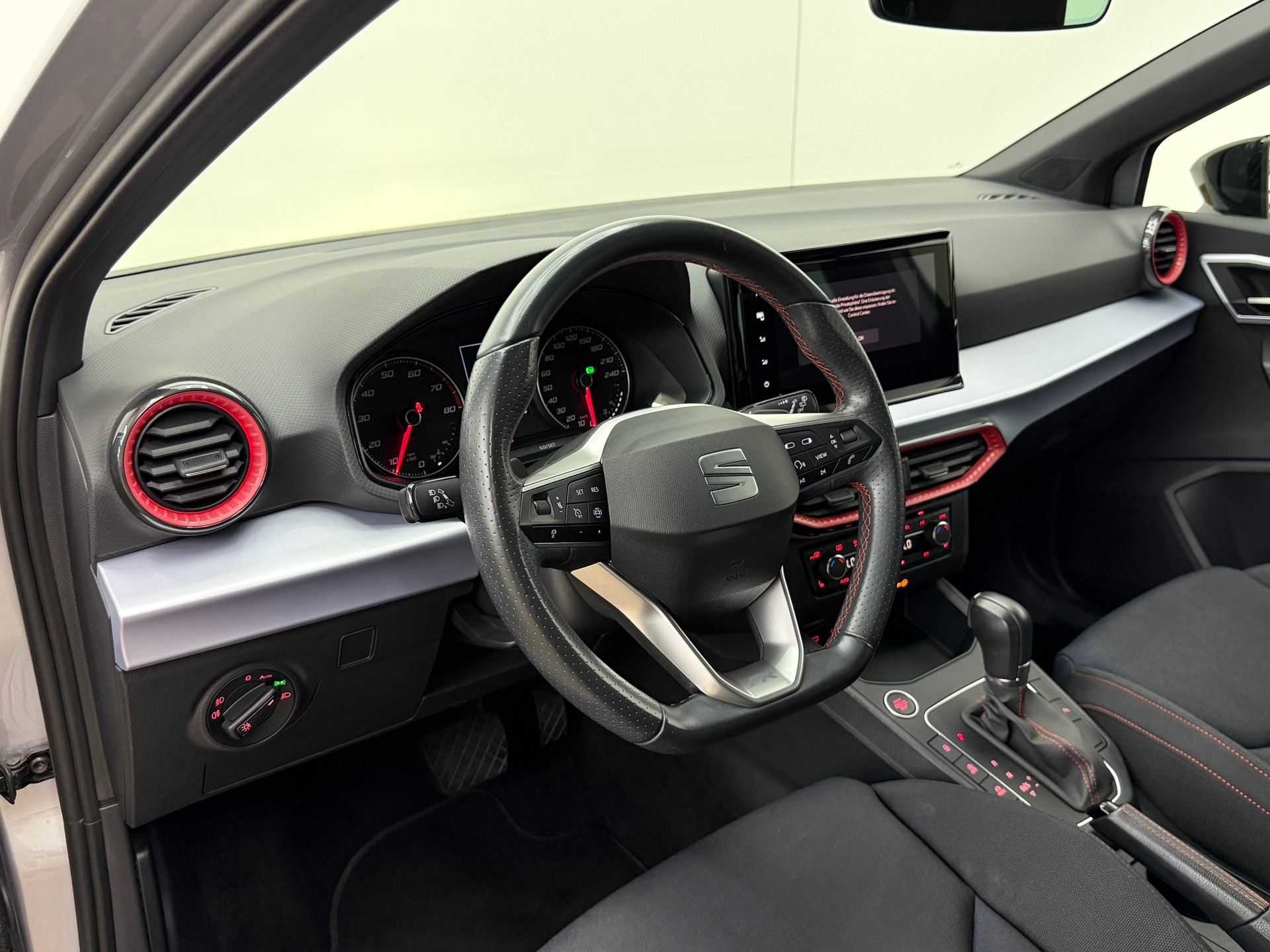 SEAT Ibiza 1.0 EcoTSI Hola FR DSG-image-24