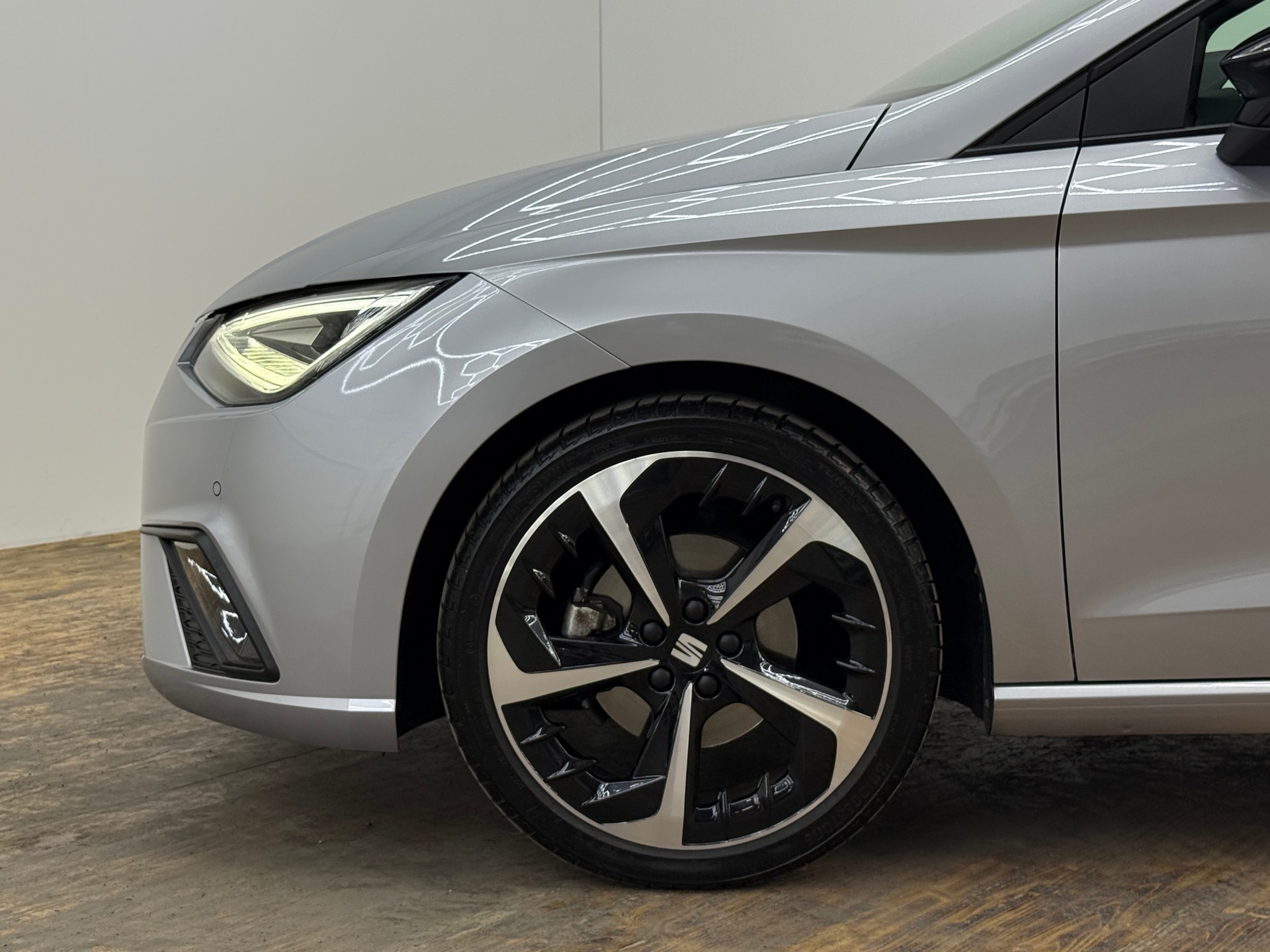 SEAT Ibiza 1.0 EcoTSI Hola FR DSG-image-5