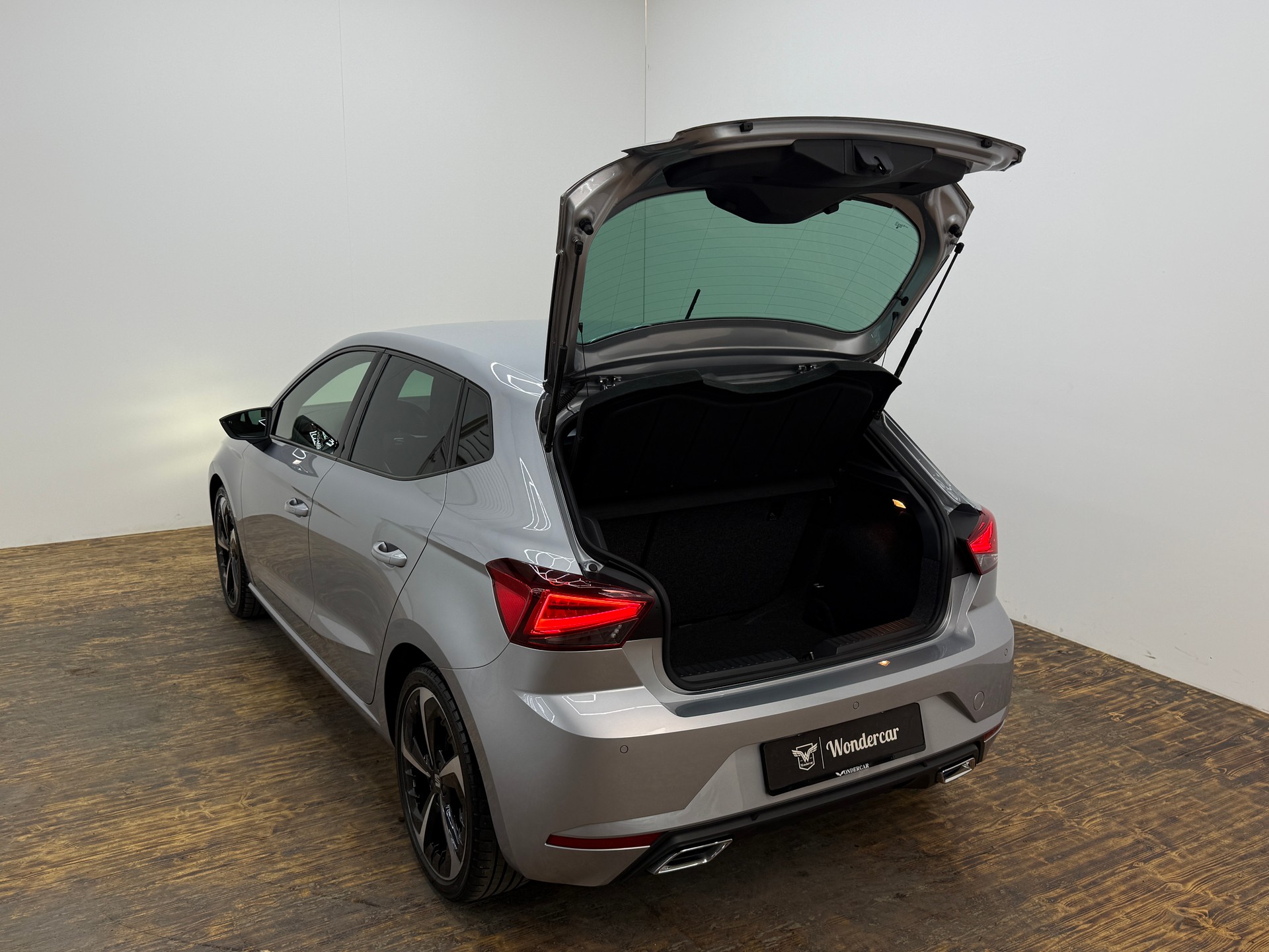 SEAT Ibiza 1.0 EcoTSI Hola FR DSG-image-23