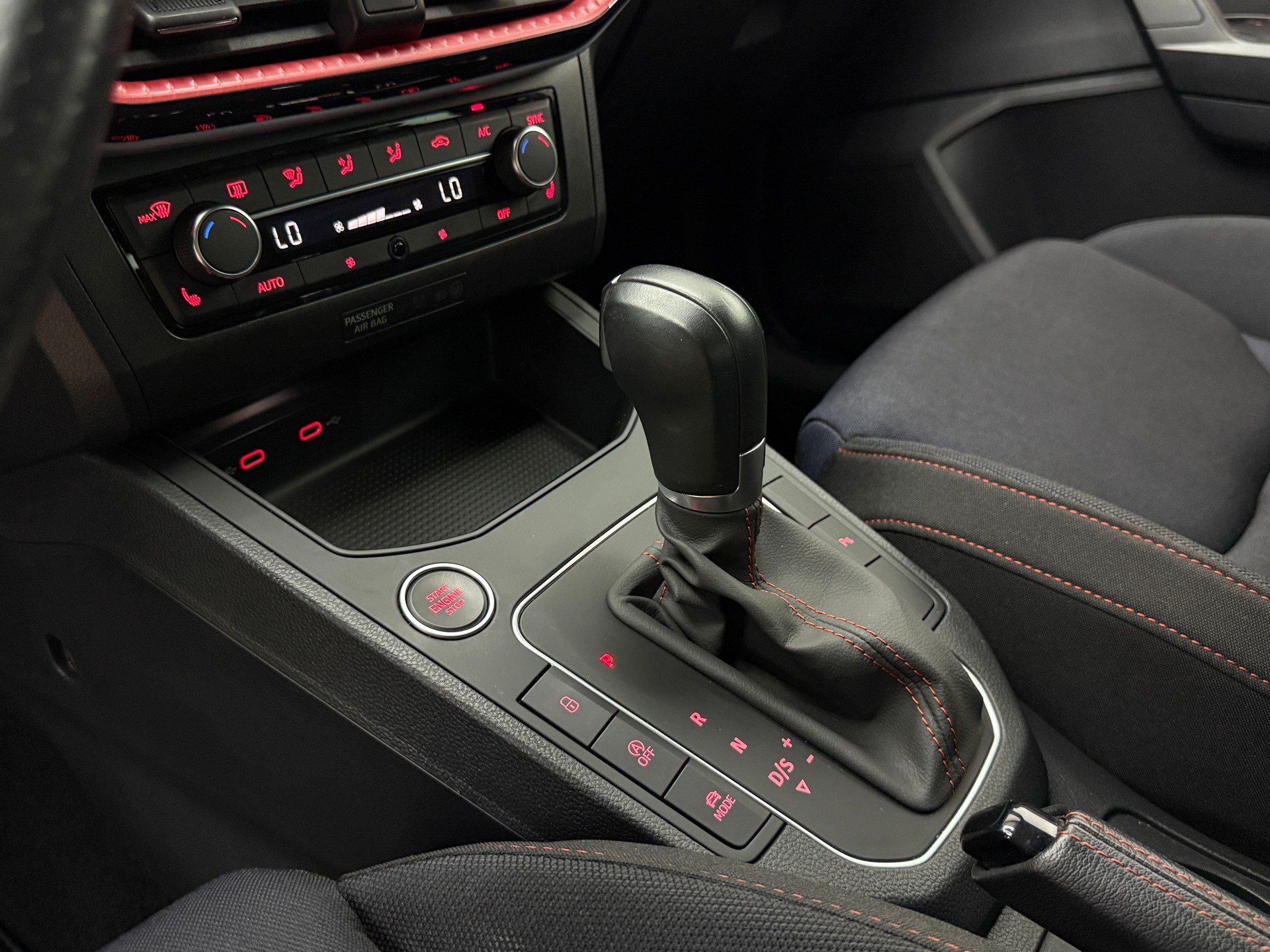 SEAT Ibiza 1.0 EcoTSI Hola FR DSG-image-27
