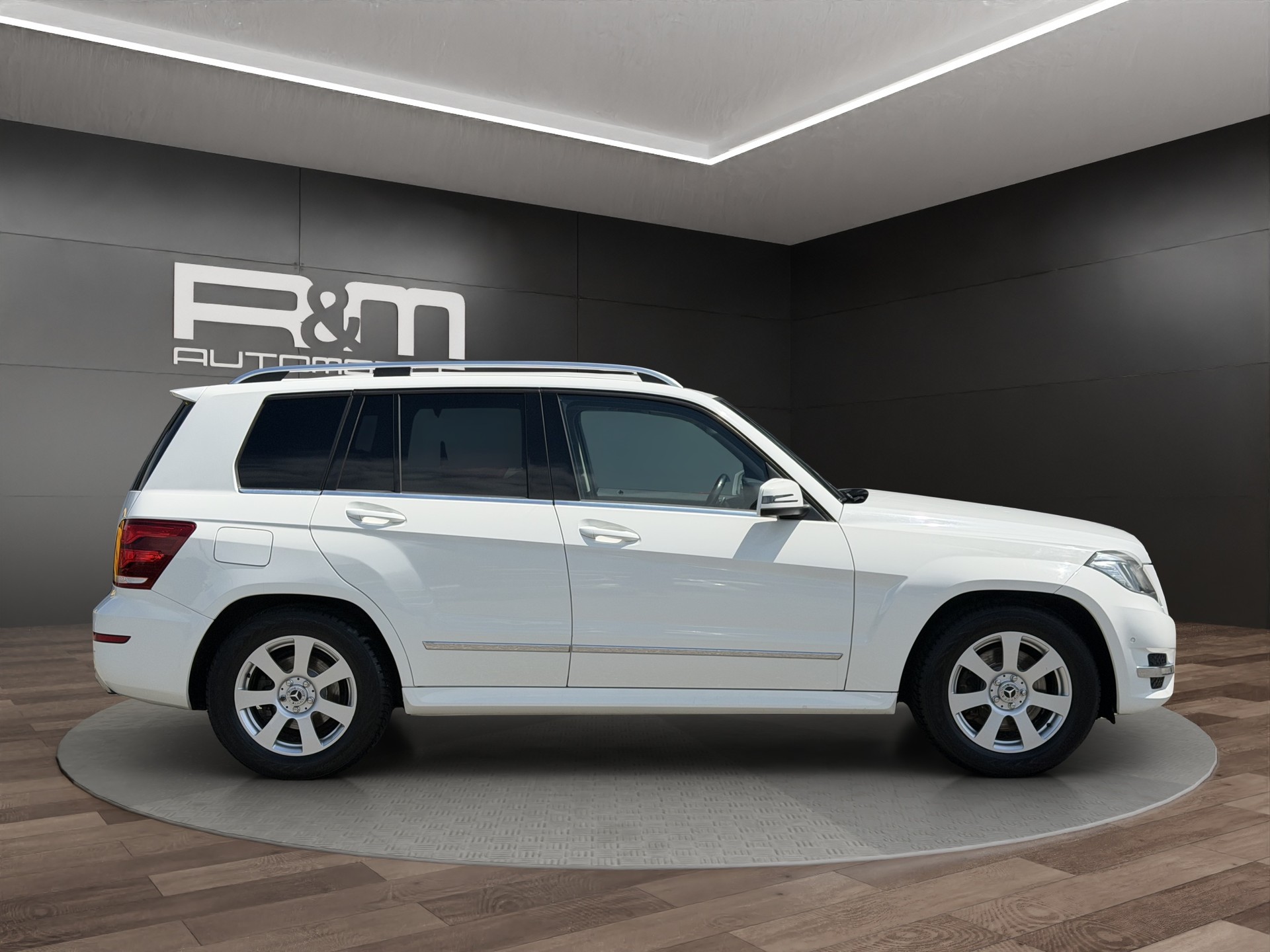 MERCEDES-BENZ GLK 220 BlueTEC 4Matic 7G-Tronic-image-3