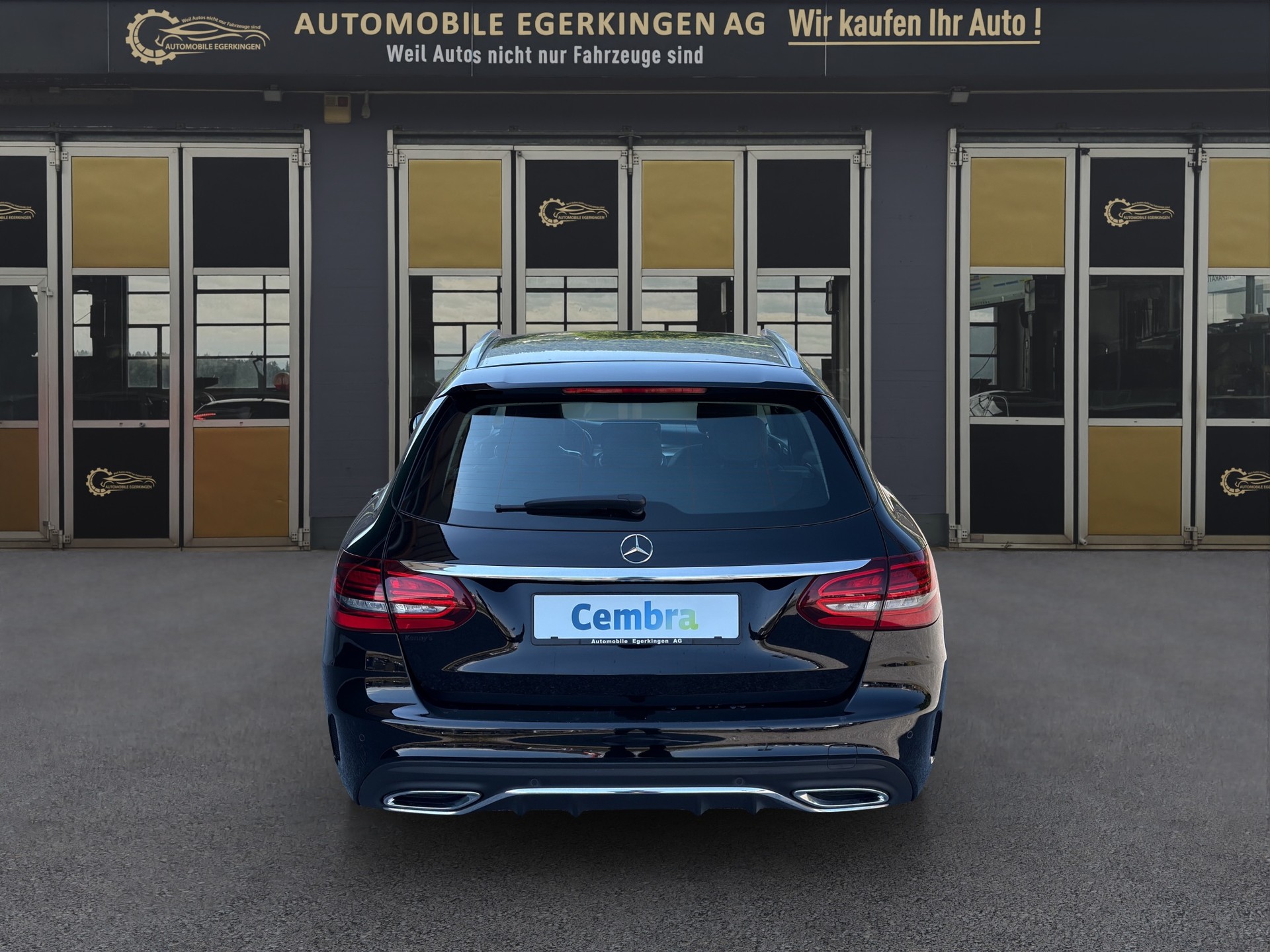 MERCEDES-BENZ C 220 d Swiss Star AMG Line 4m Kombi-image-5