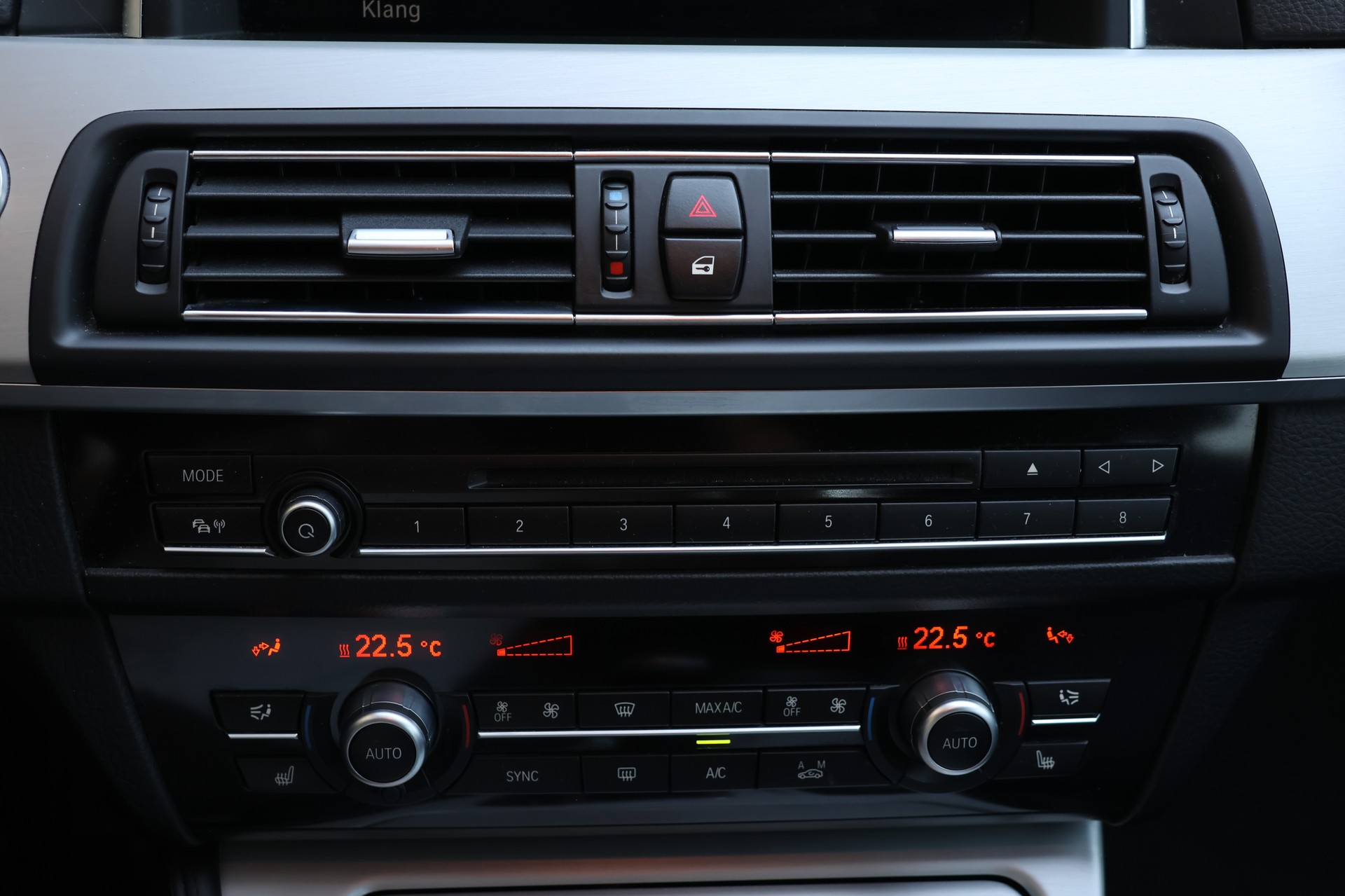 BMW 528i Touring xDrive M-Sport Modern Line Steptronic-image-14