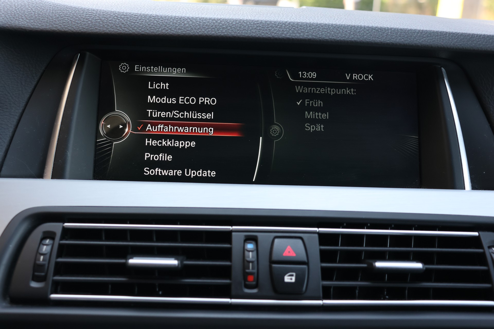 BMW 528i Touring xDrive M-Sport Modern Line Steptronic-image-23