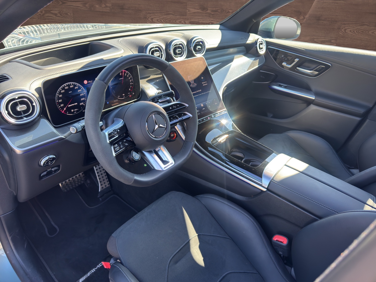 MERCEDES-BENZ GLC Coupé 63 S e AMG Executive Edition 4Matic 9G-Tronic-image-13
