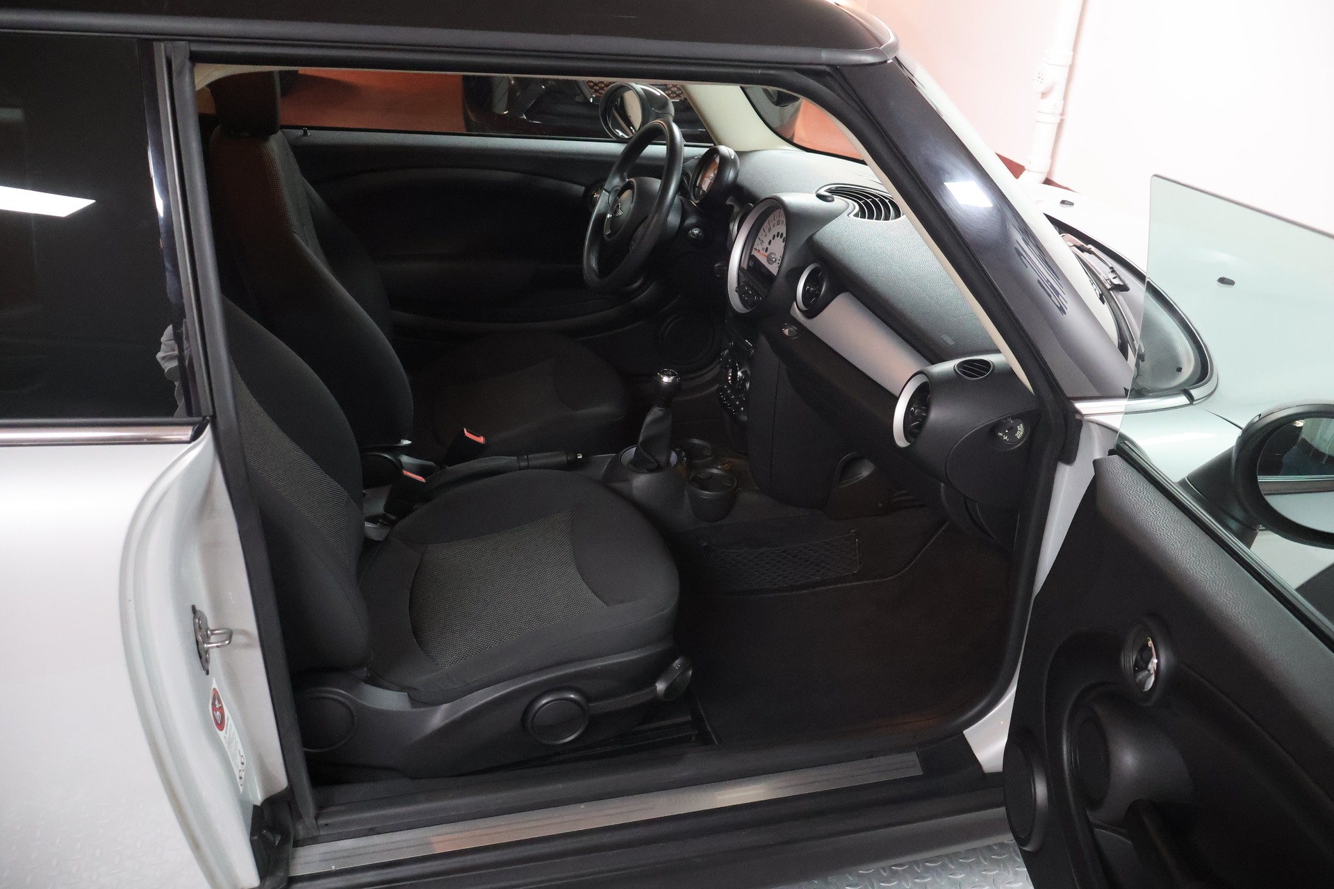 MINI Clubman One-image-8