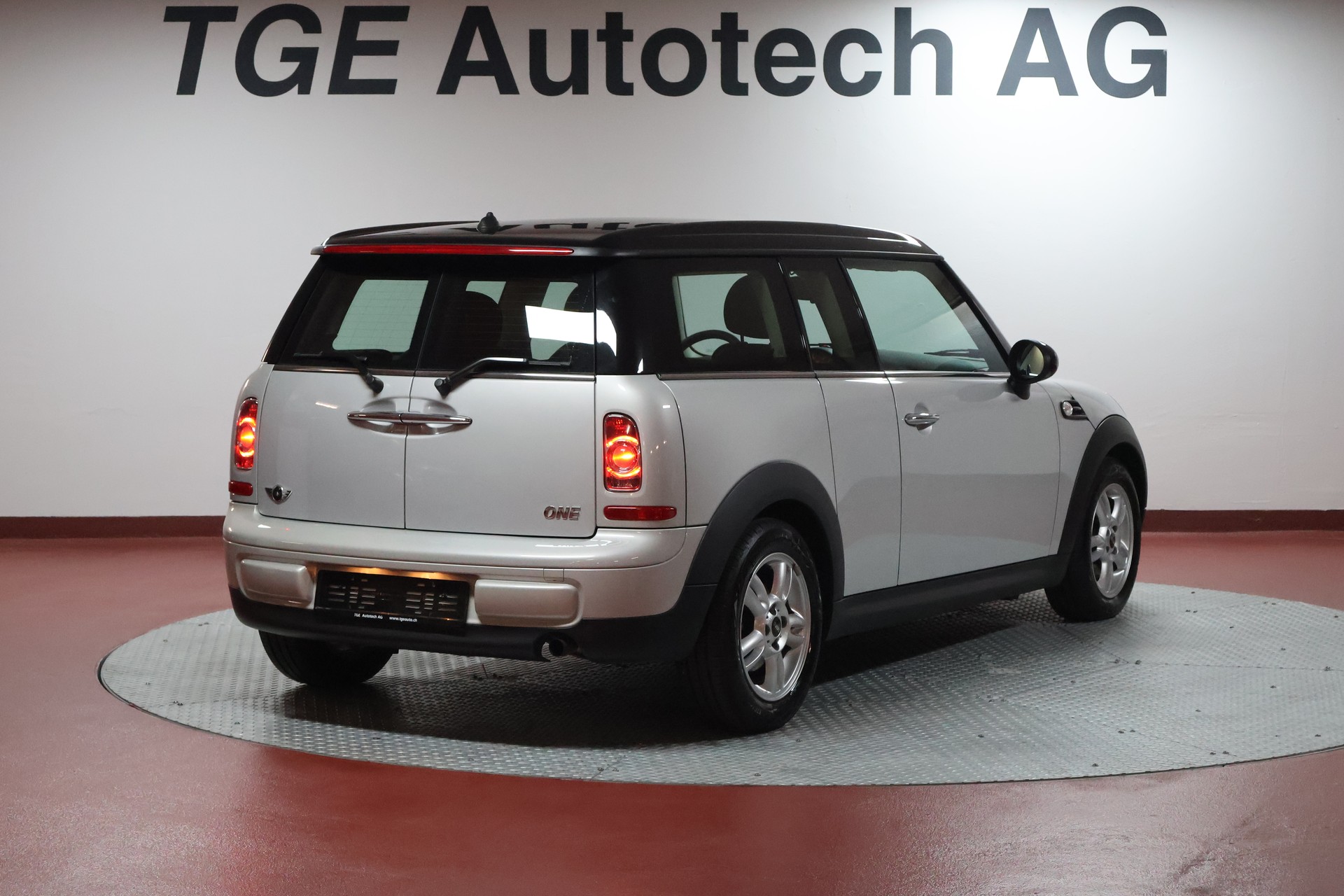 MINI Clubman One-image-14