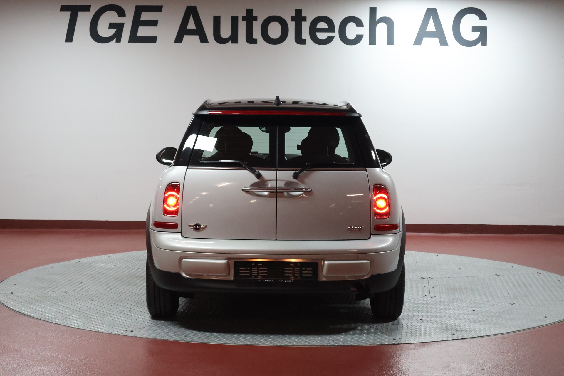 MINI Clubman One-image-15