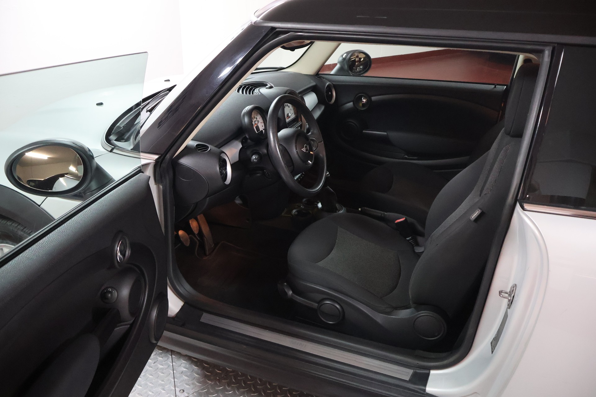 MINI Clubman One-image-5