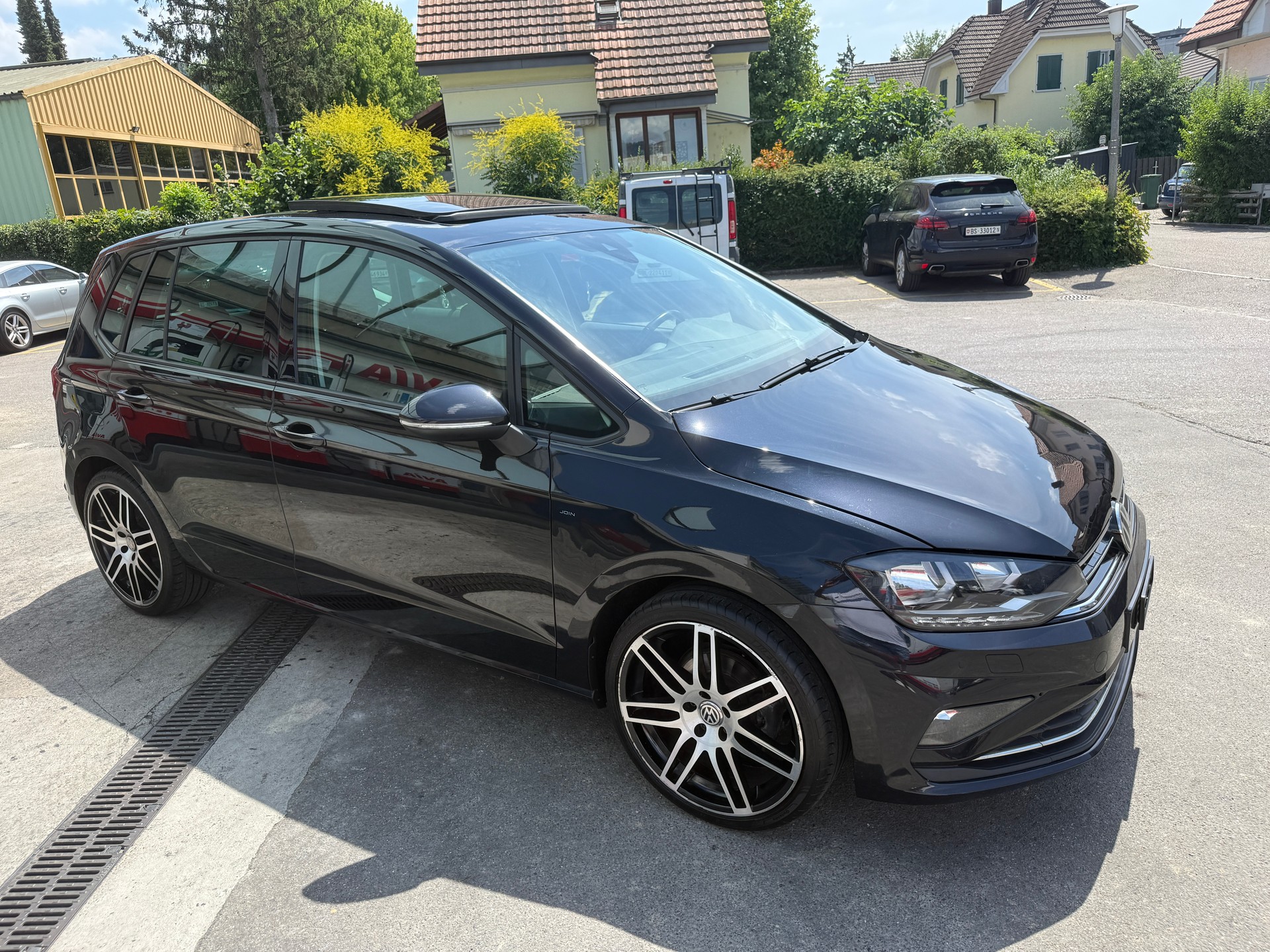 VW Golf Sportsvan 1.0 TSI Comfortline-image-0