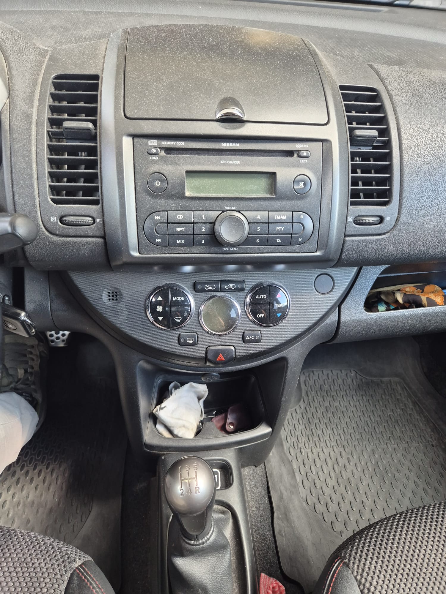 NISSAN Note 1.6 tekna-image-8