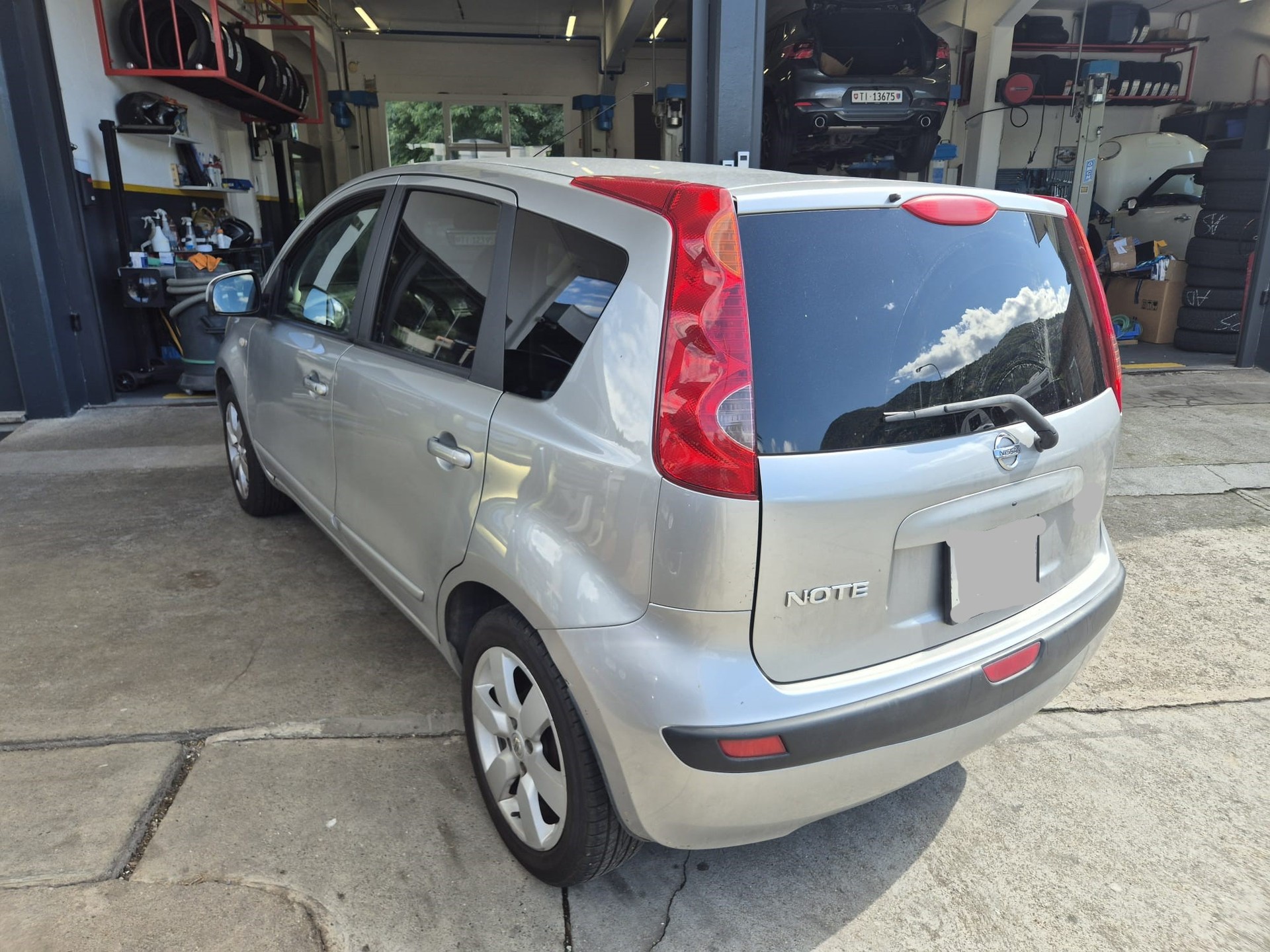NISSAN Note 1.6 tekna-image-2
