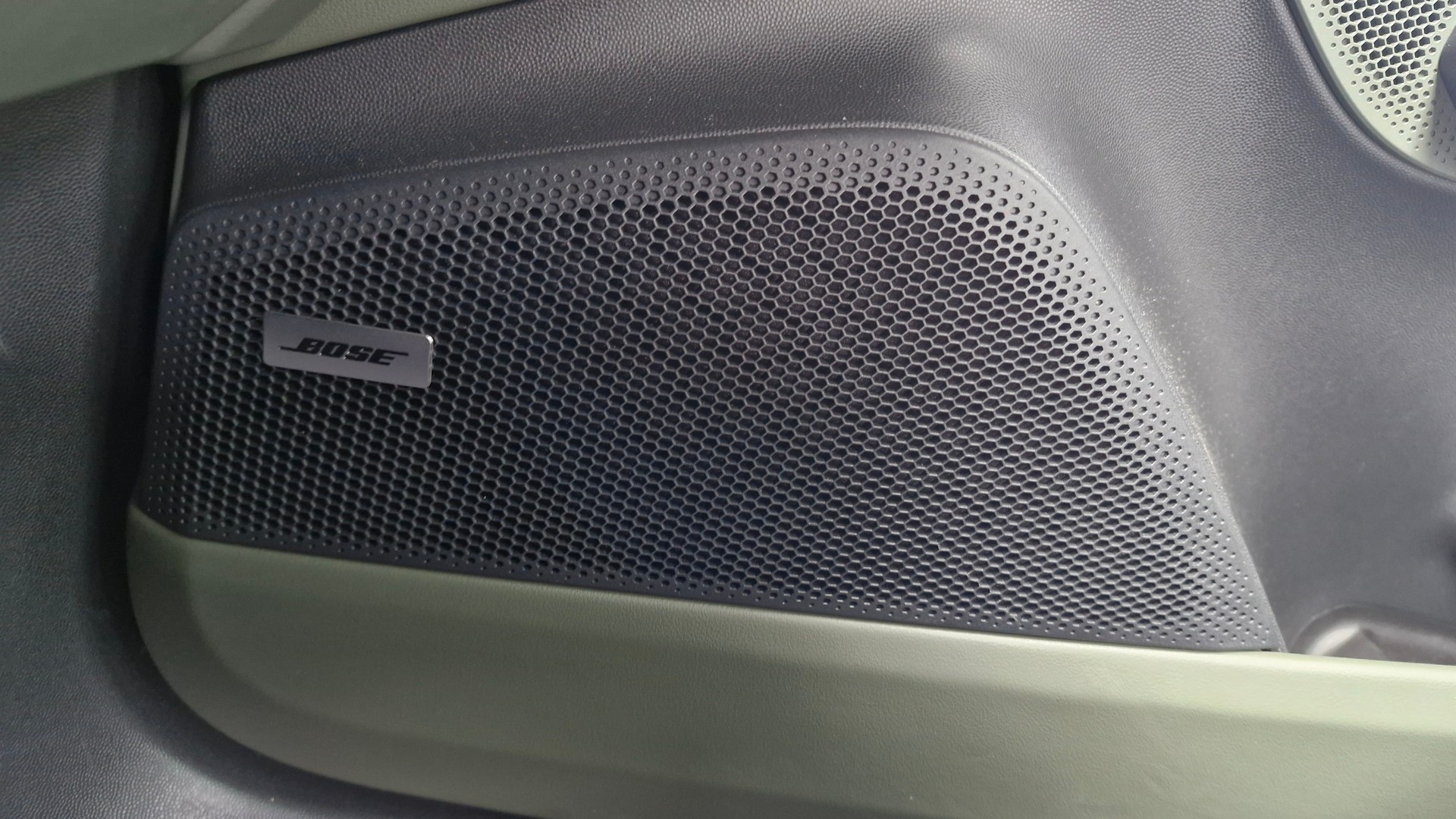PORSCHE Turbo-image-4