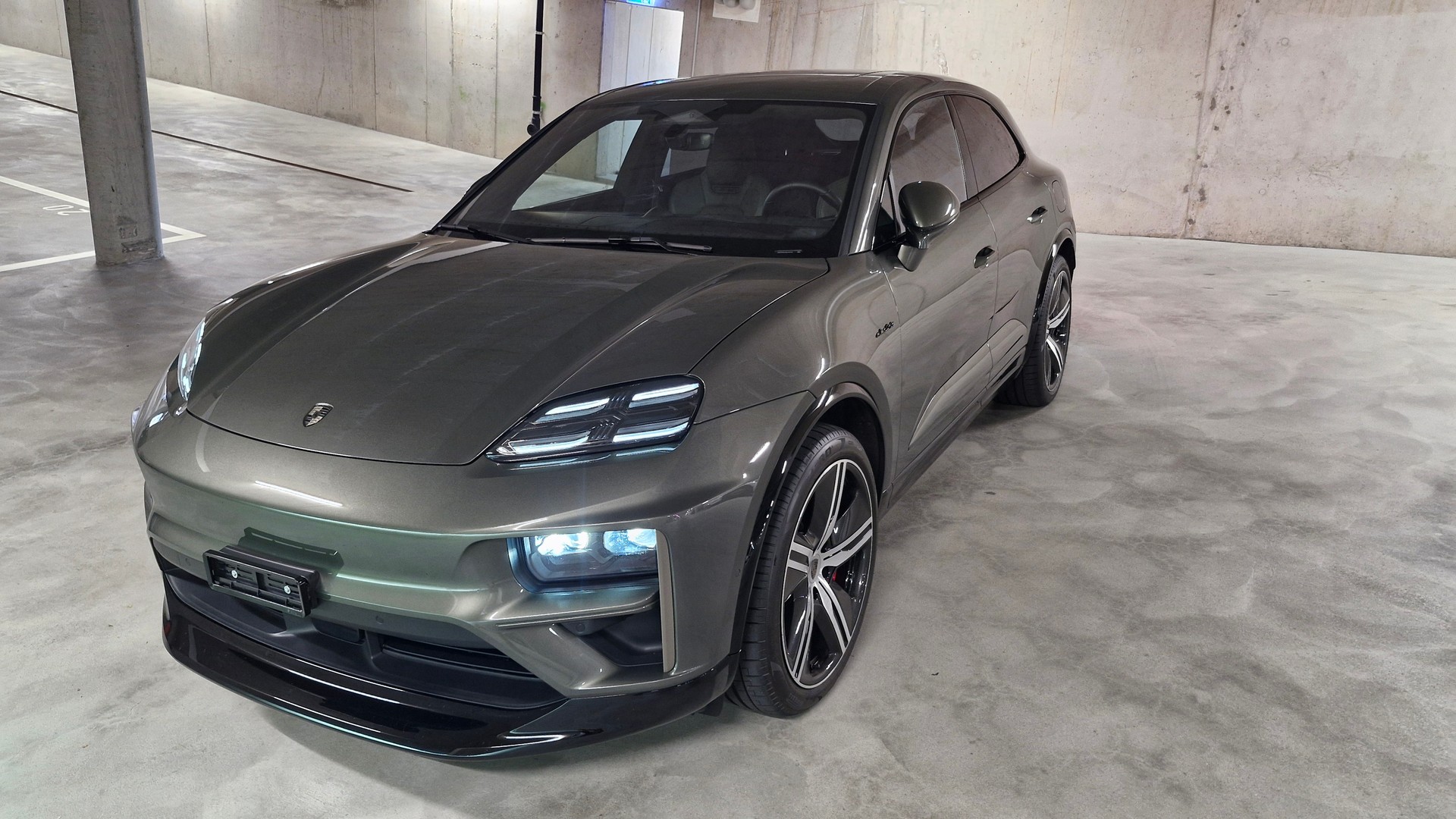 PORSCHE Turbo-image-2