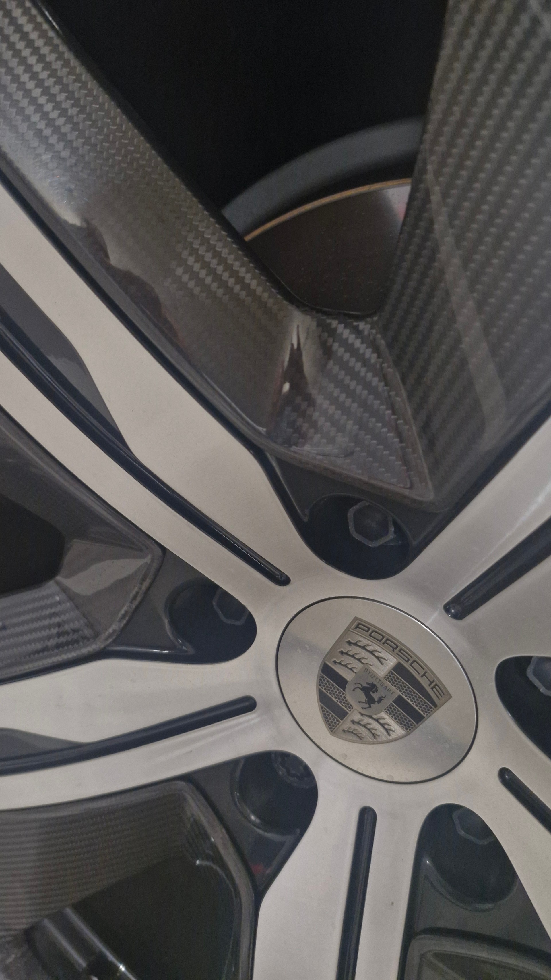 PORSCHE Turbo-image-8