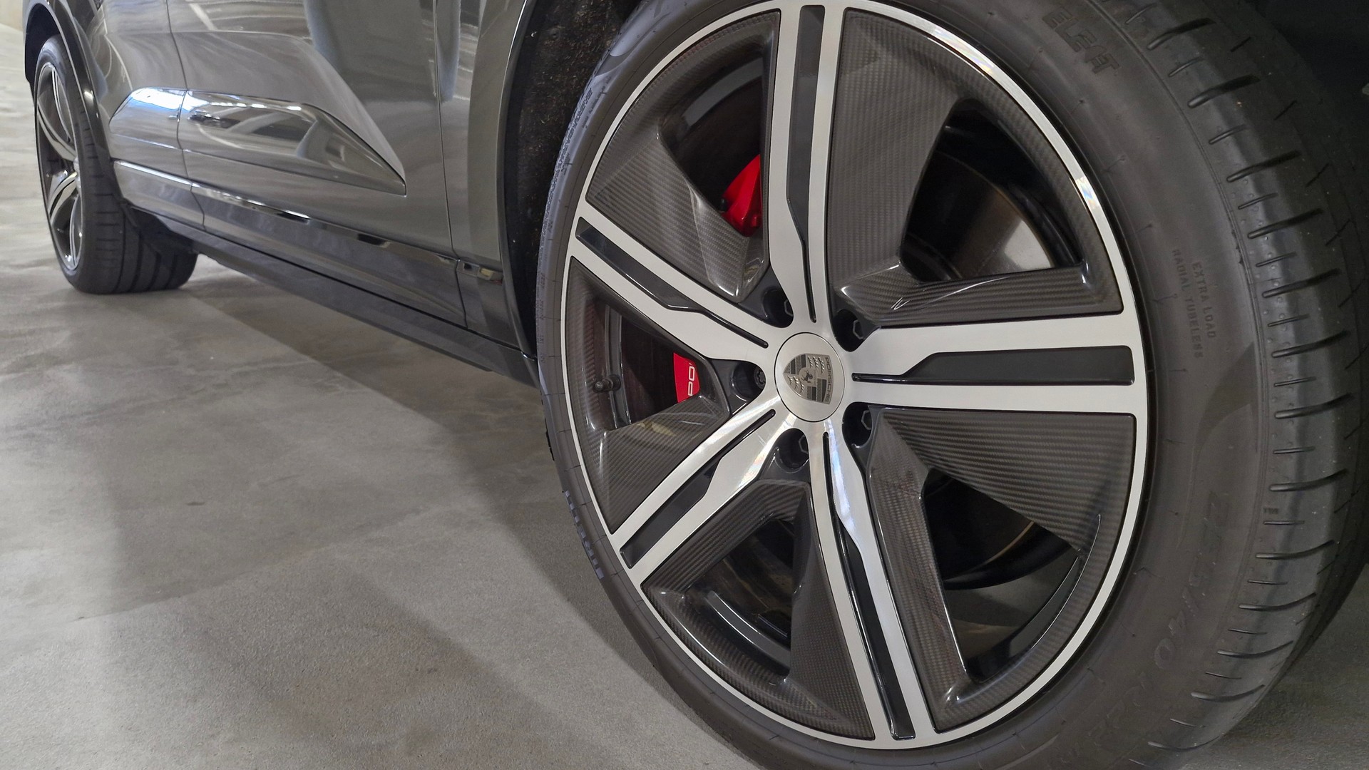 PORSCHE Turbo-image-4
