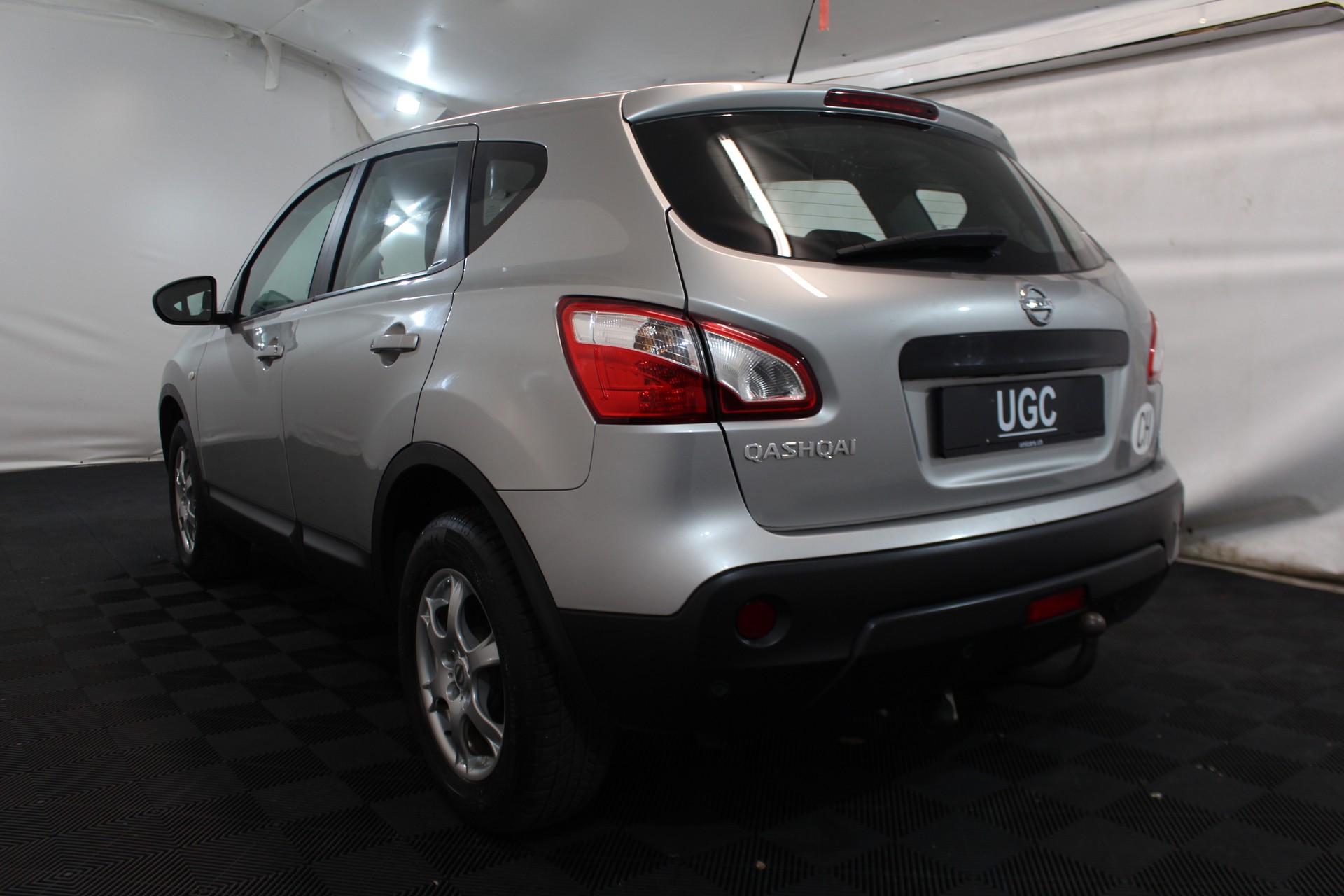 NISSAN Qashqai 2.0 16V Acenta 4x4-showroom-element-3