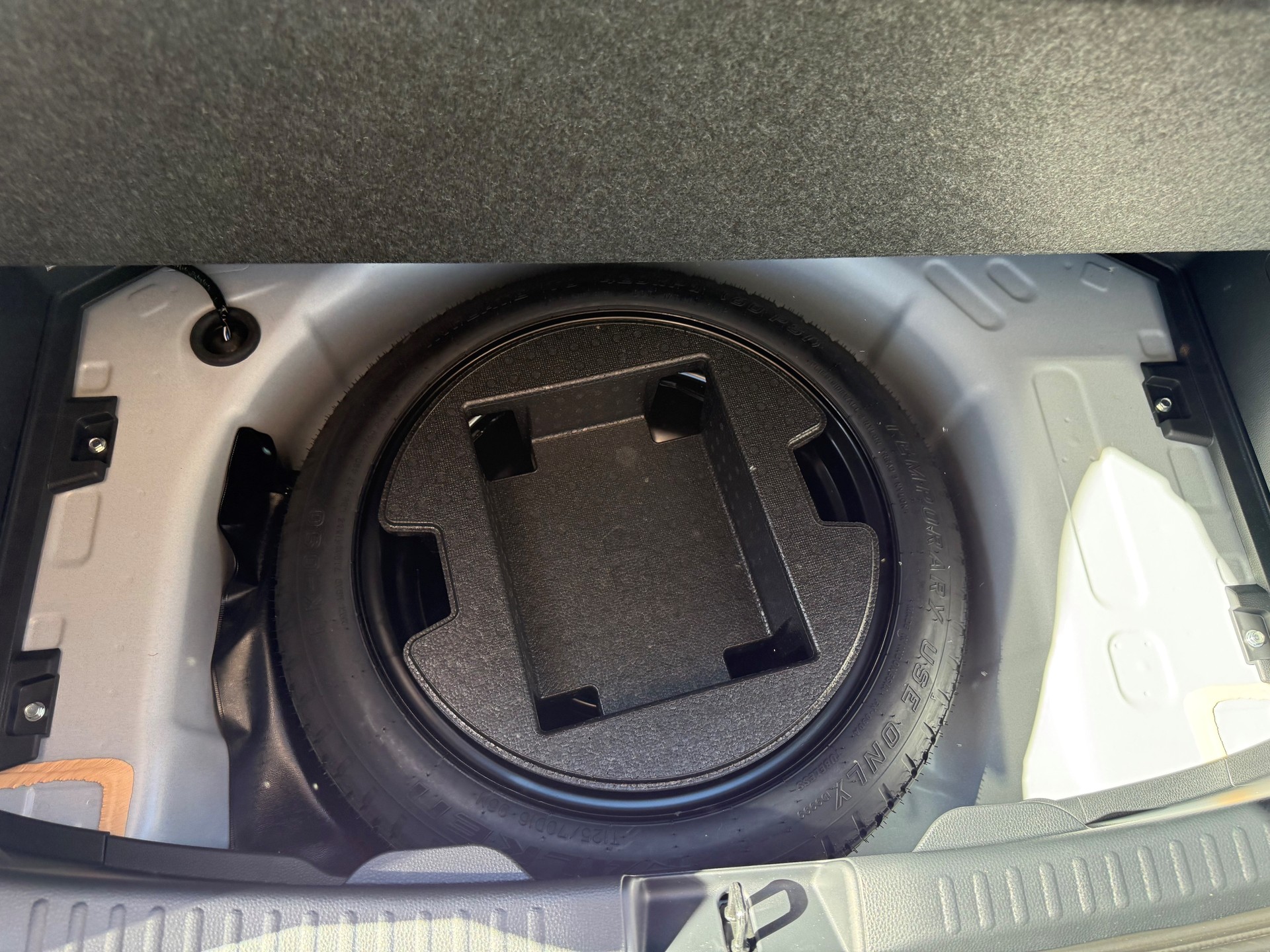 TOYOTA Yaris 1.5 Comfort e-CVT-image-15
