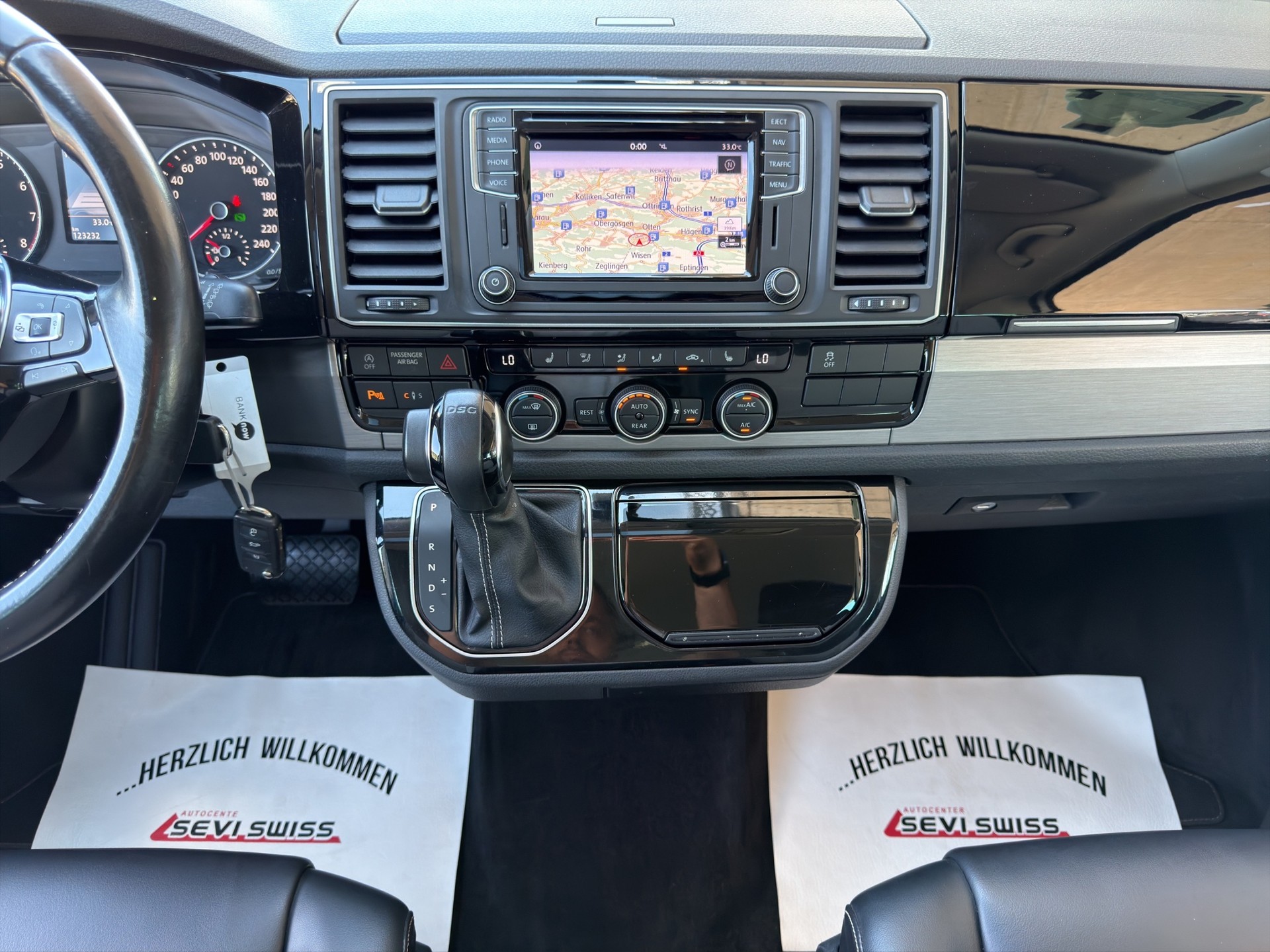 VW T6 Multivan 2.0 TSI Comfort. Gen. Six 4Motion DSG*7 Plätzer*Frisch ab MFK,1 Jahr oder 20000km Garantie*-image-15