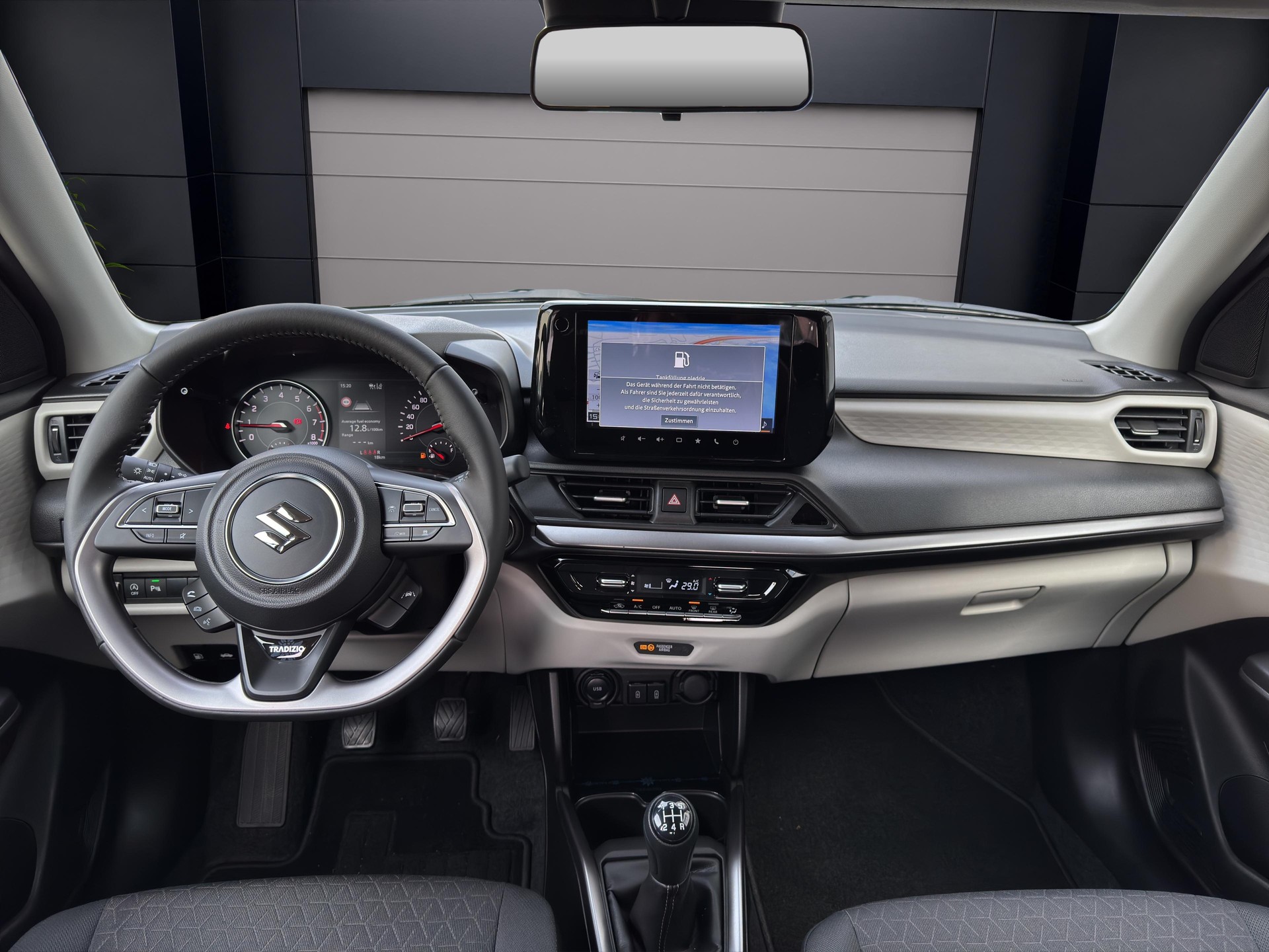SUZUKI Swift 1.2 Tradizio Top Hybrid 4x4-image-5