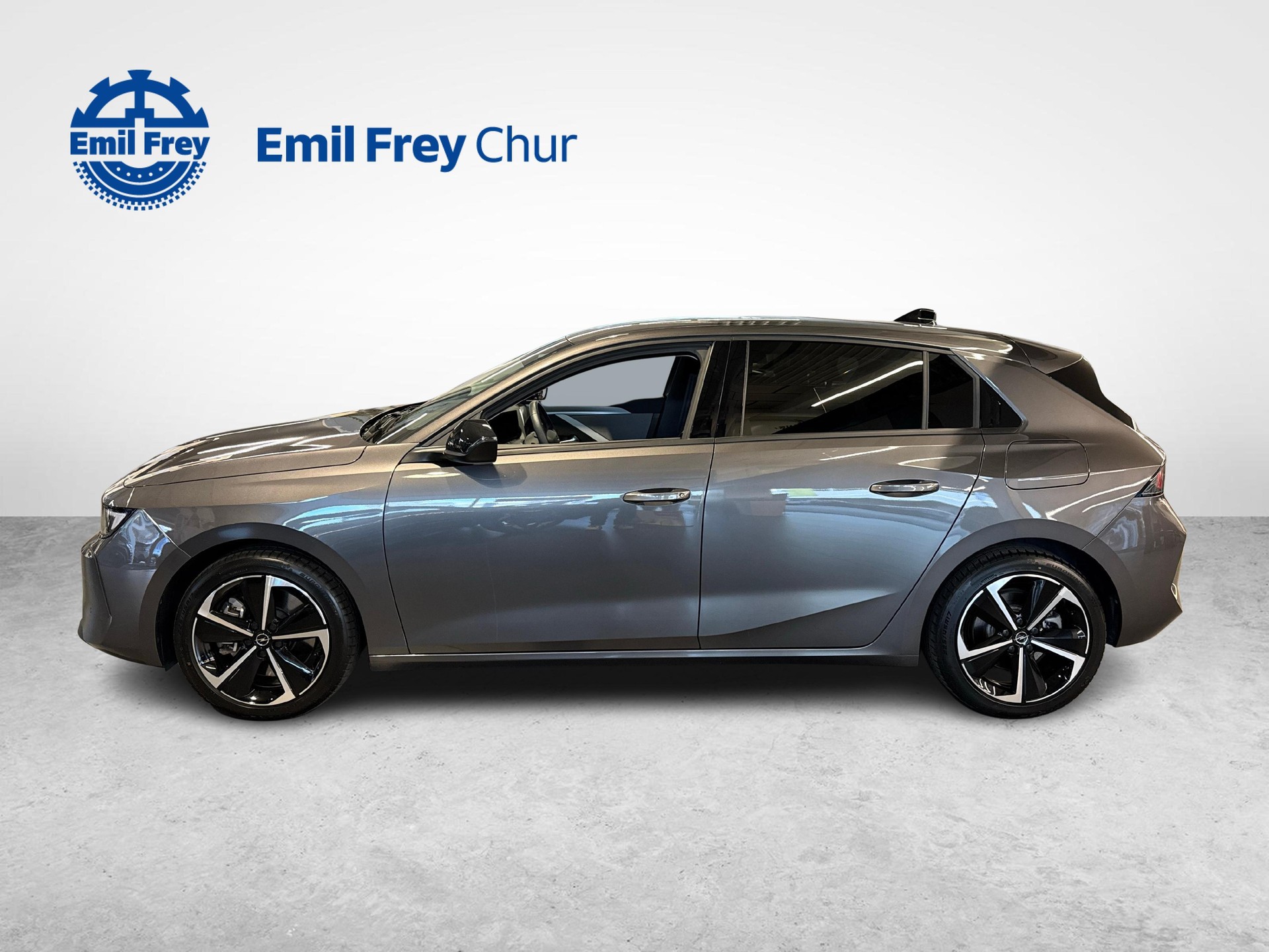 OPEL Astra 1.6 T PHEV 180 Swiss-showroom-element-2